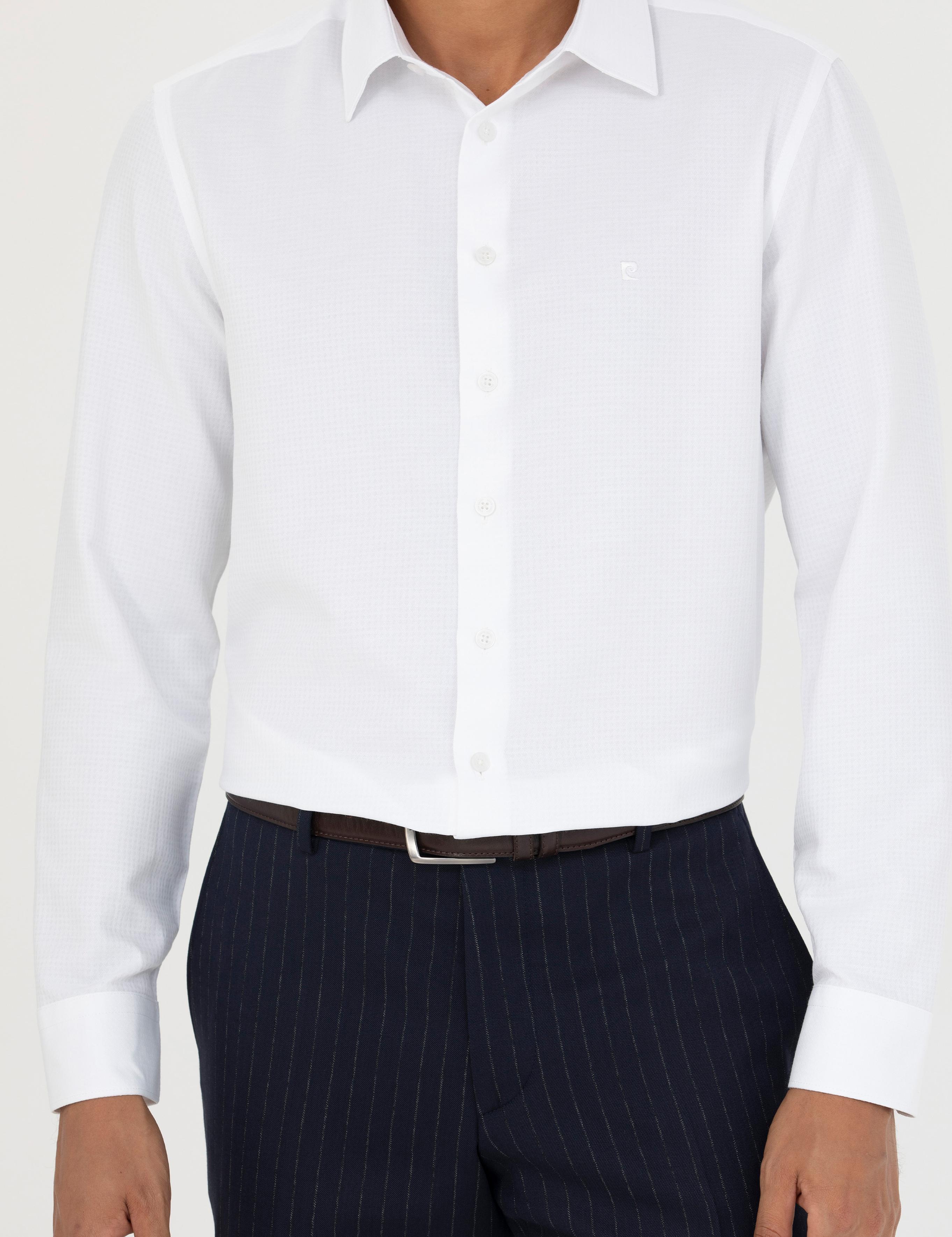 Beyaz Slim Fit Armürlü Uzun Kollu Gömlek