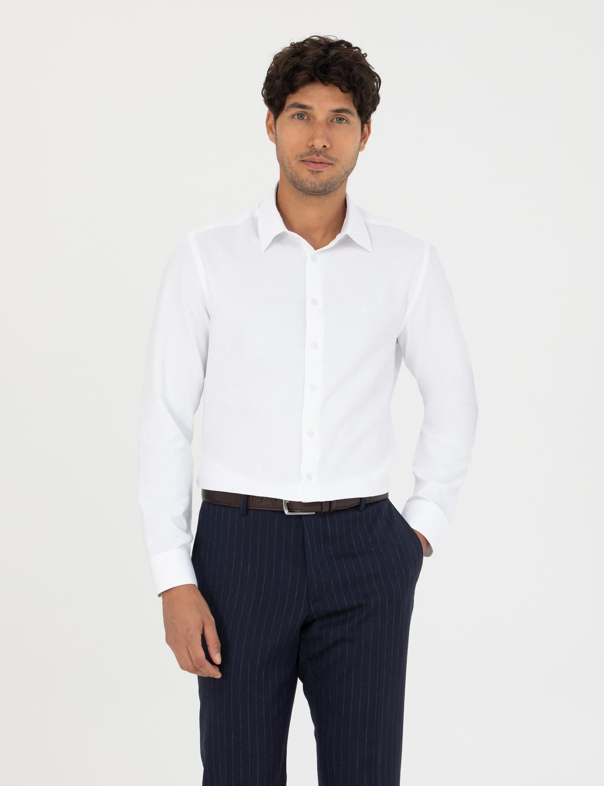 Beyaz Slim Fit Armürlü Uzun Kollu Gömlek - 50277398005