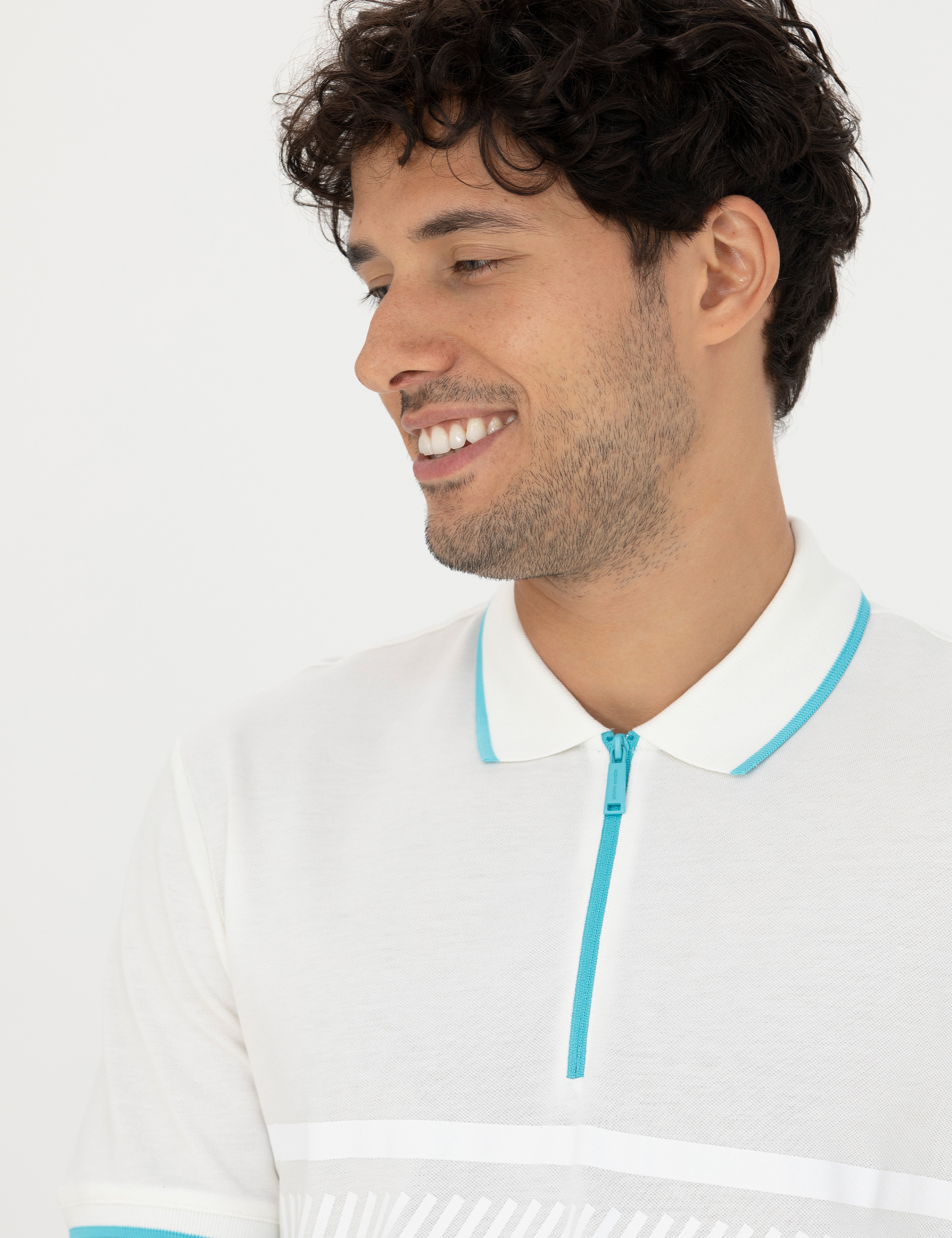 Ekru Slim Fit %100 Pamuk Fermuarlı Polo Yaka Tişört