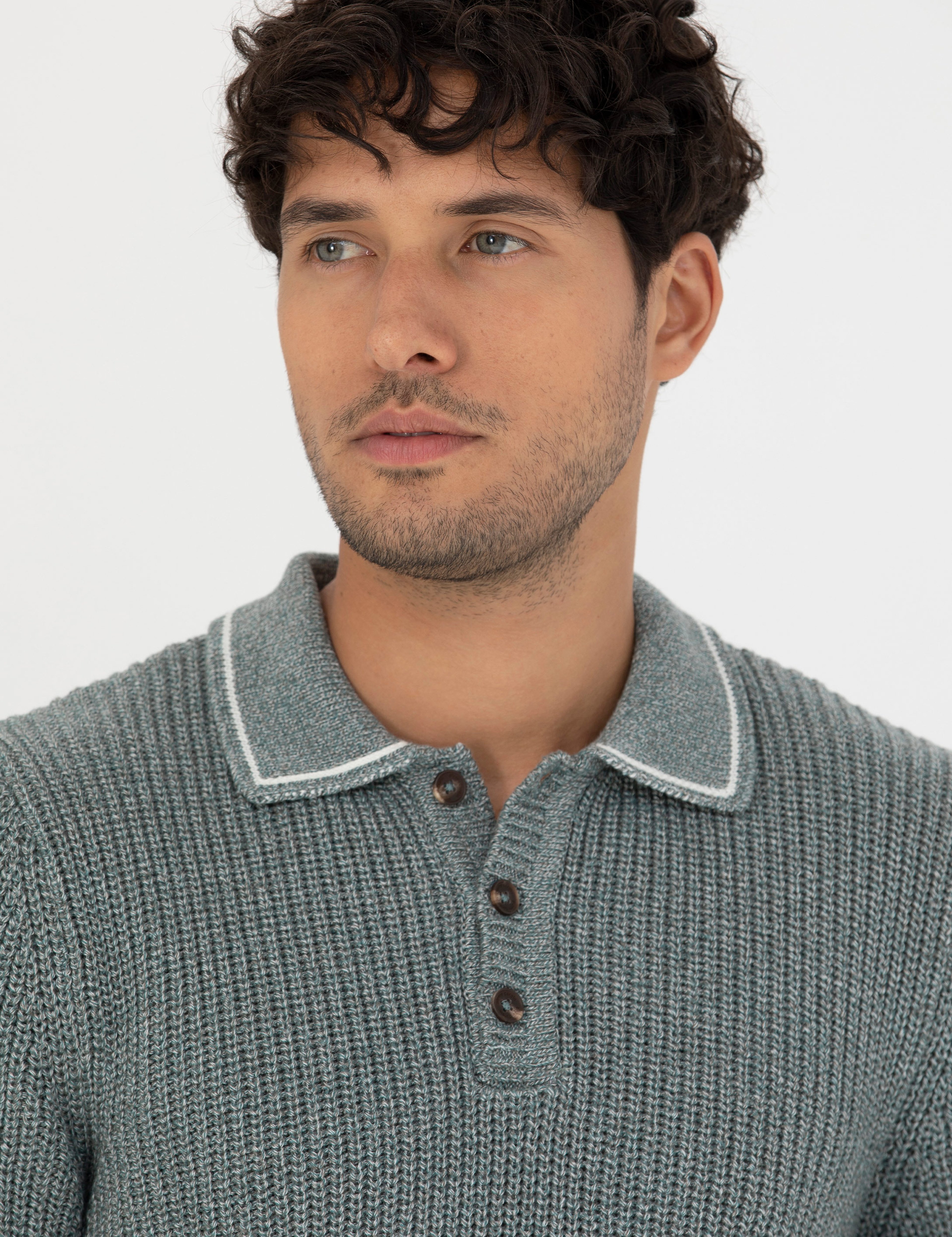 Yeşil Slim Fit Düğmeli Polo Yaka Triko Kazak - Image 2