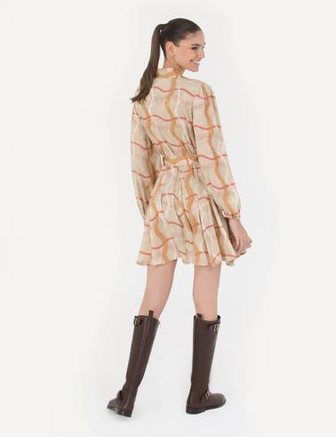 Bej Comfort Fit Dokuma Elbise