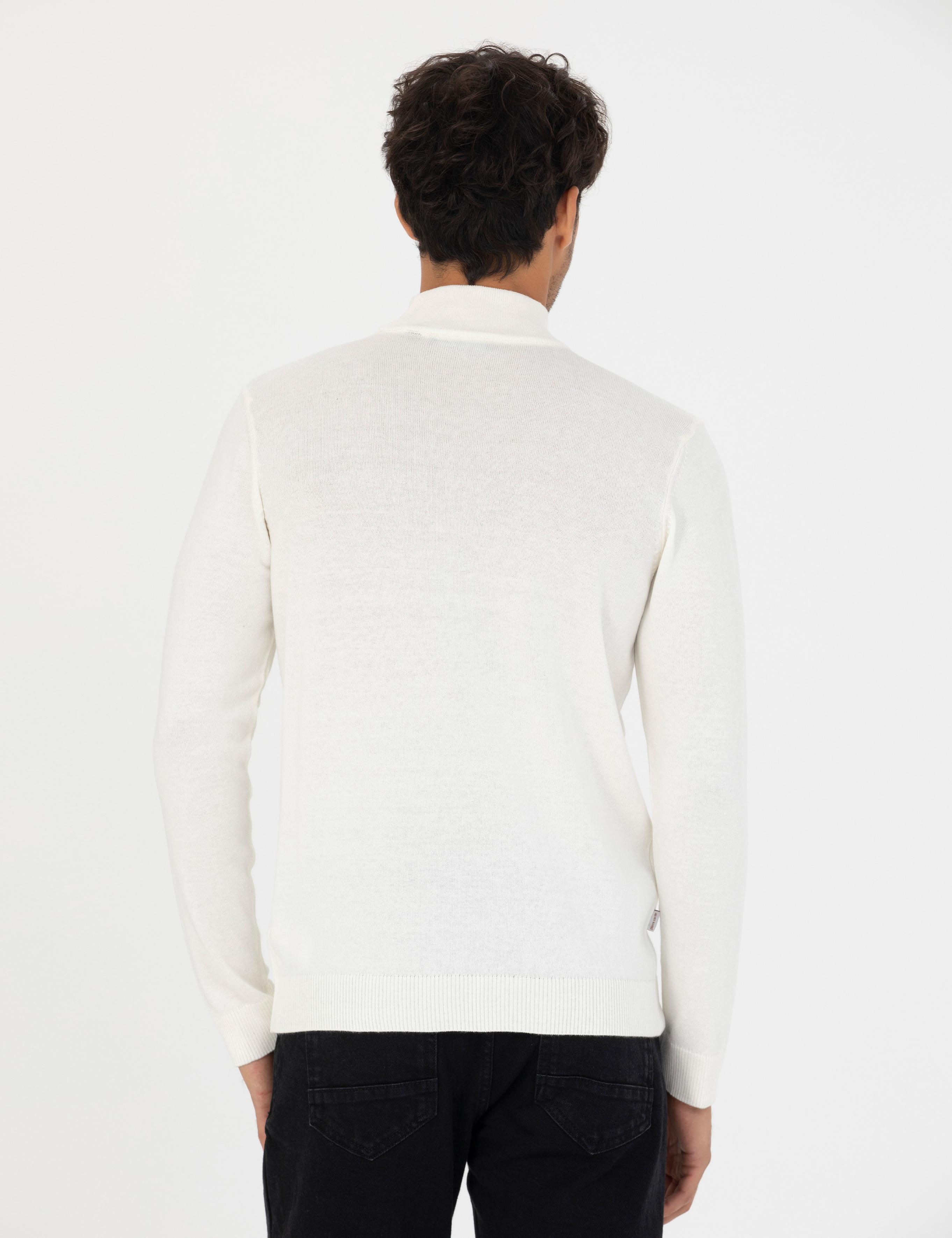 Ekru Slim Fit Yarım Balıkçı Yaka Basic Triko Kazak