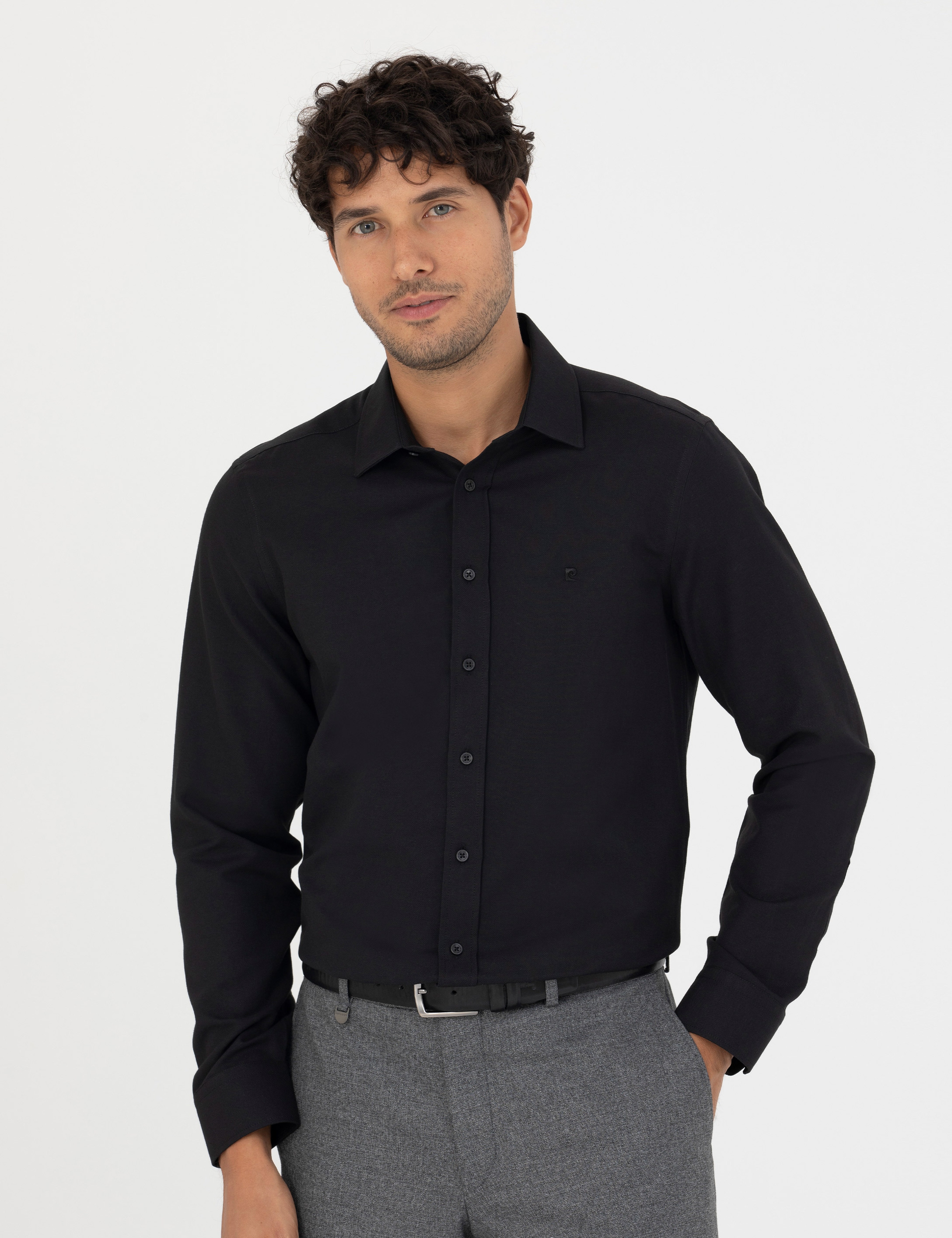Siyah Slim Fit Uzun Kollu Gömlek - Image 1