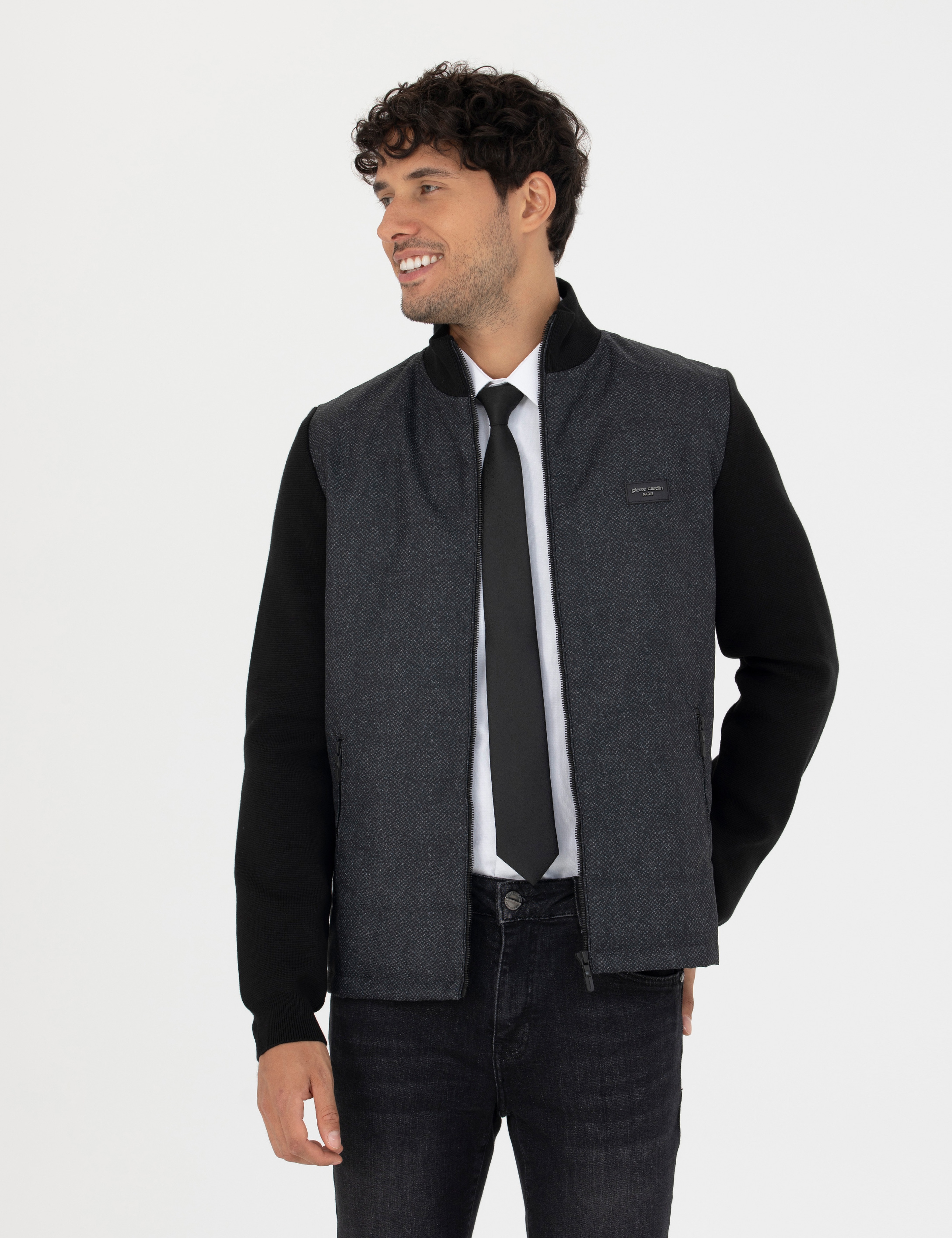 Siyah Slim Fit Fermuarlı Triko Hırka - Image 1