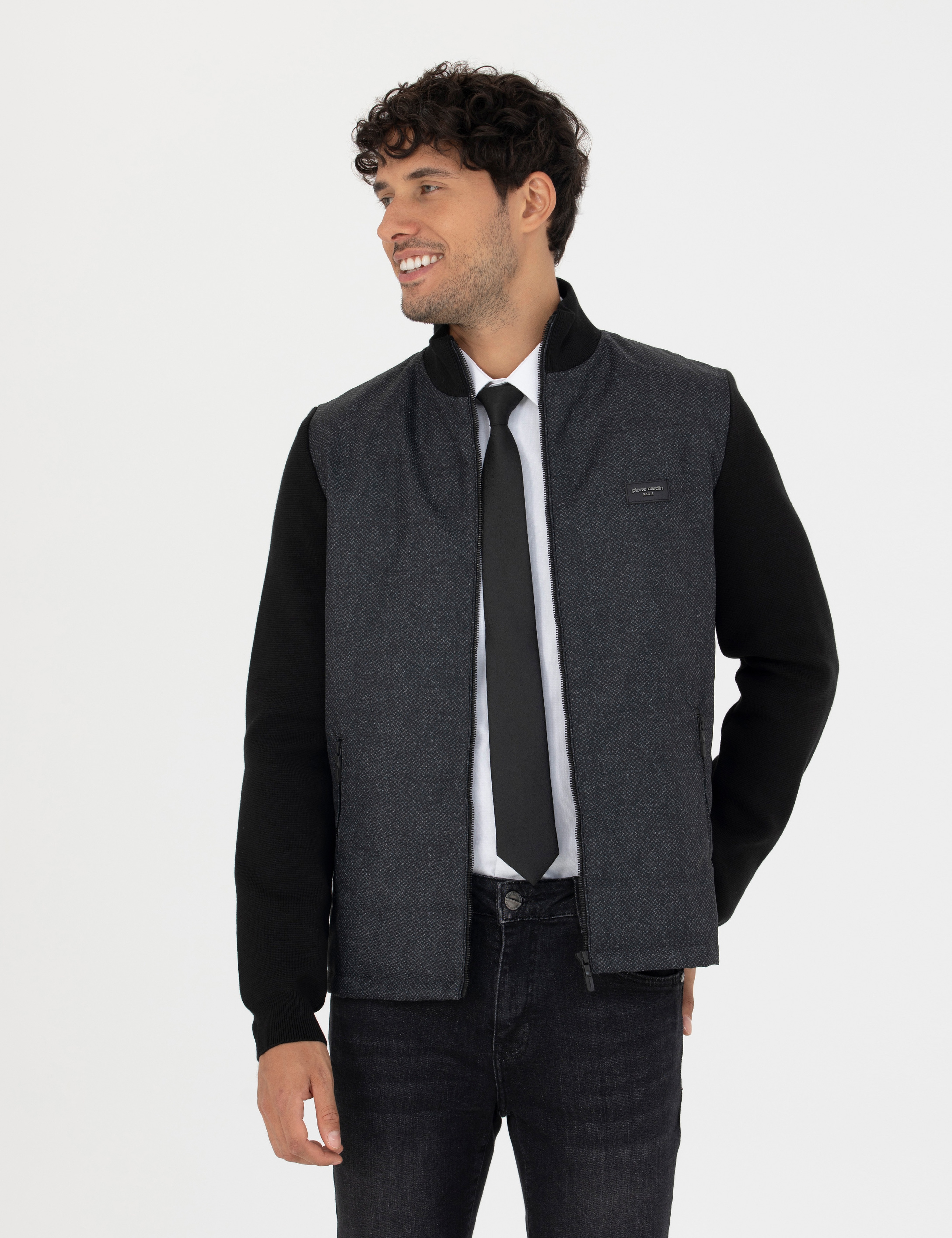 Siyah Slim Fit Fermuarlı Triko Hırka