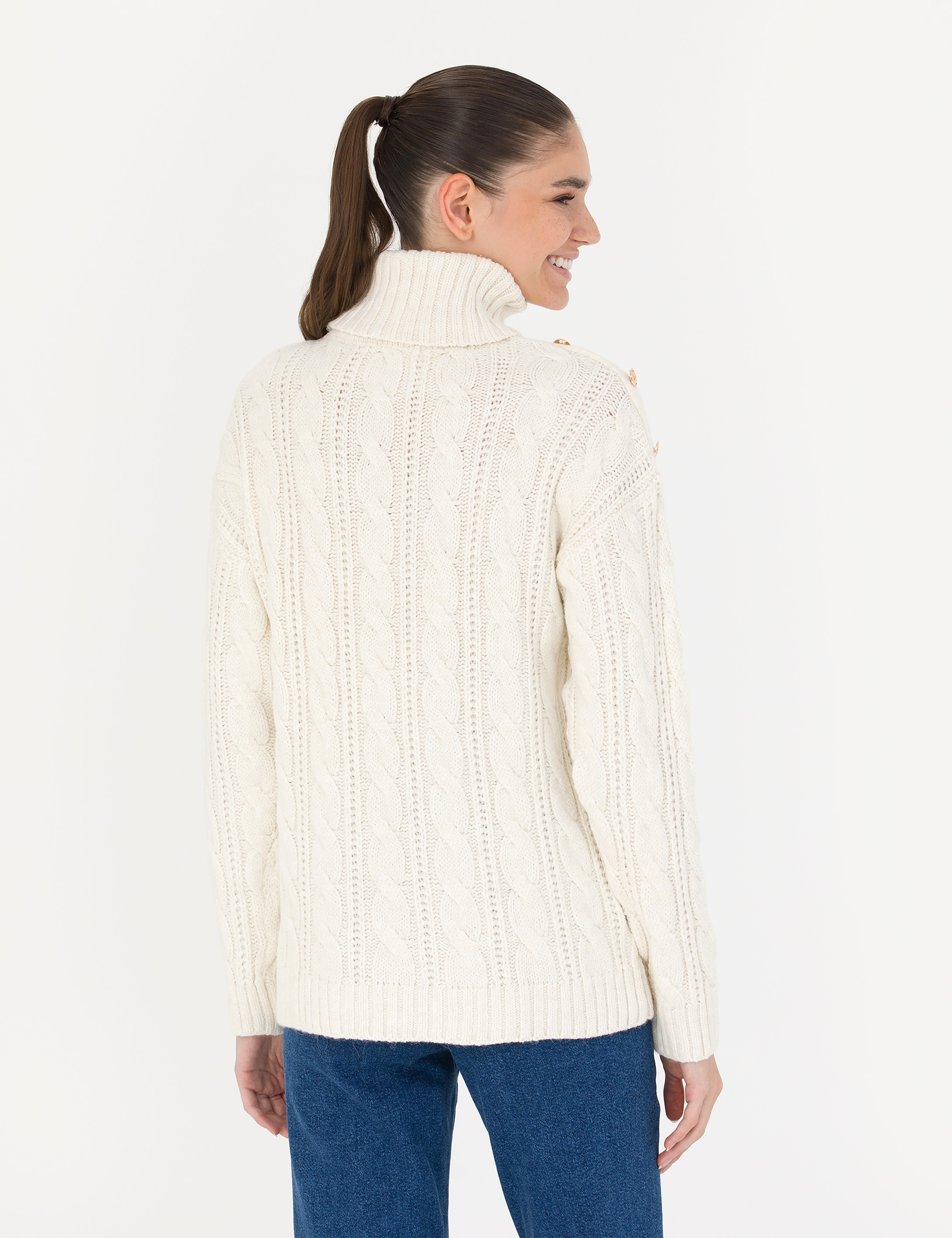 Krem Regular Fit Balıkçı Yaka Kazak