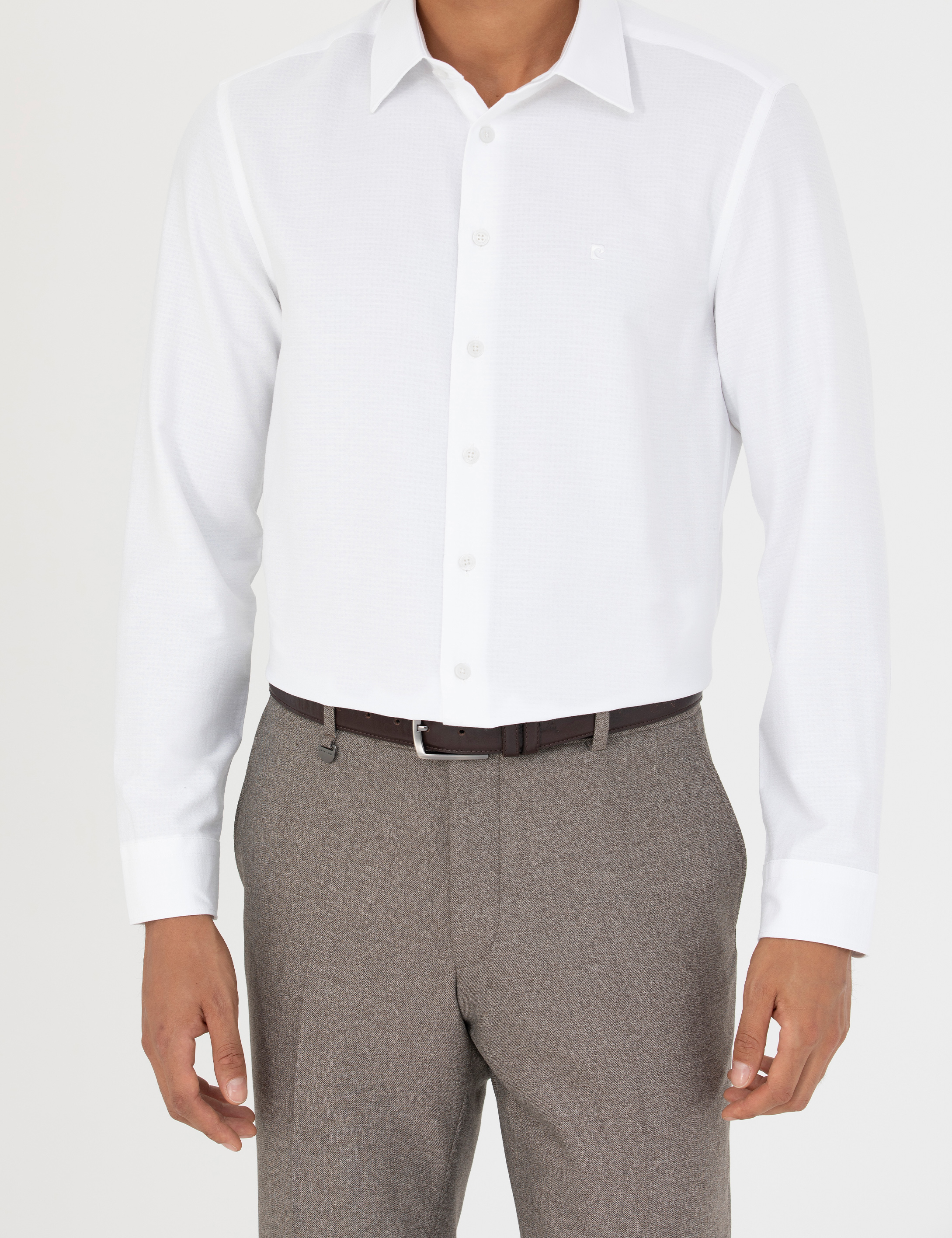 Beyaz Slim Fit Armürlü Uzun Kollu Gömlek