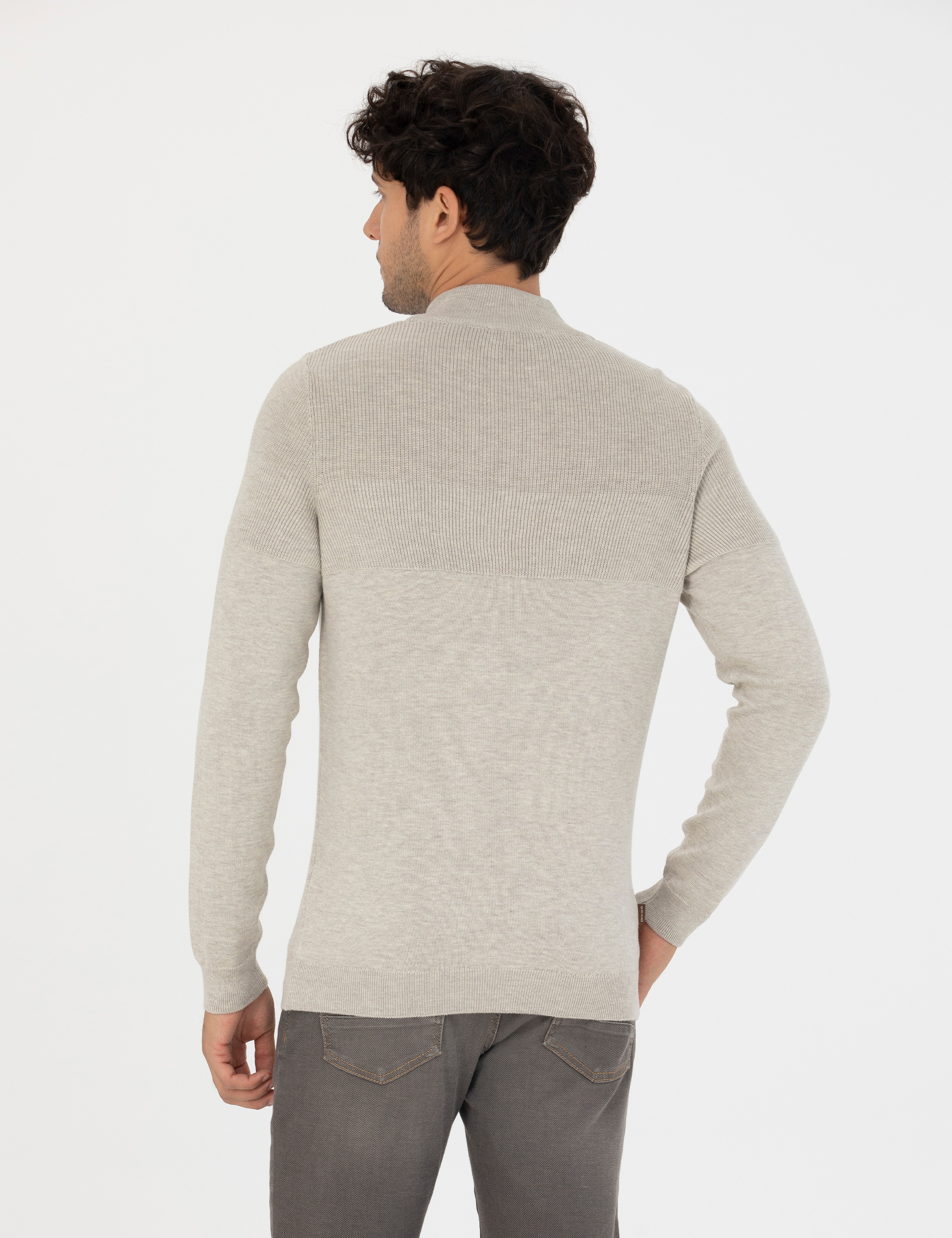 Kum Melanj Slim Fit Fermuarlı Dik Yaka Triko Kazak