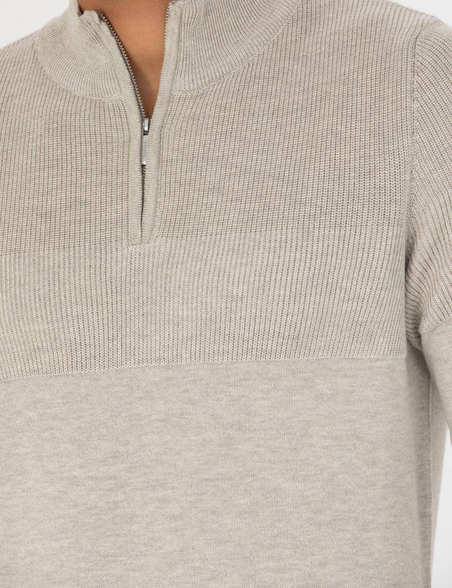 Kum Melanj Slim Fit Fermuarlı Dik Yaka Triko Kazak