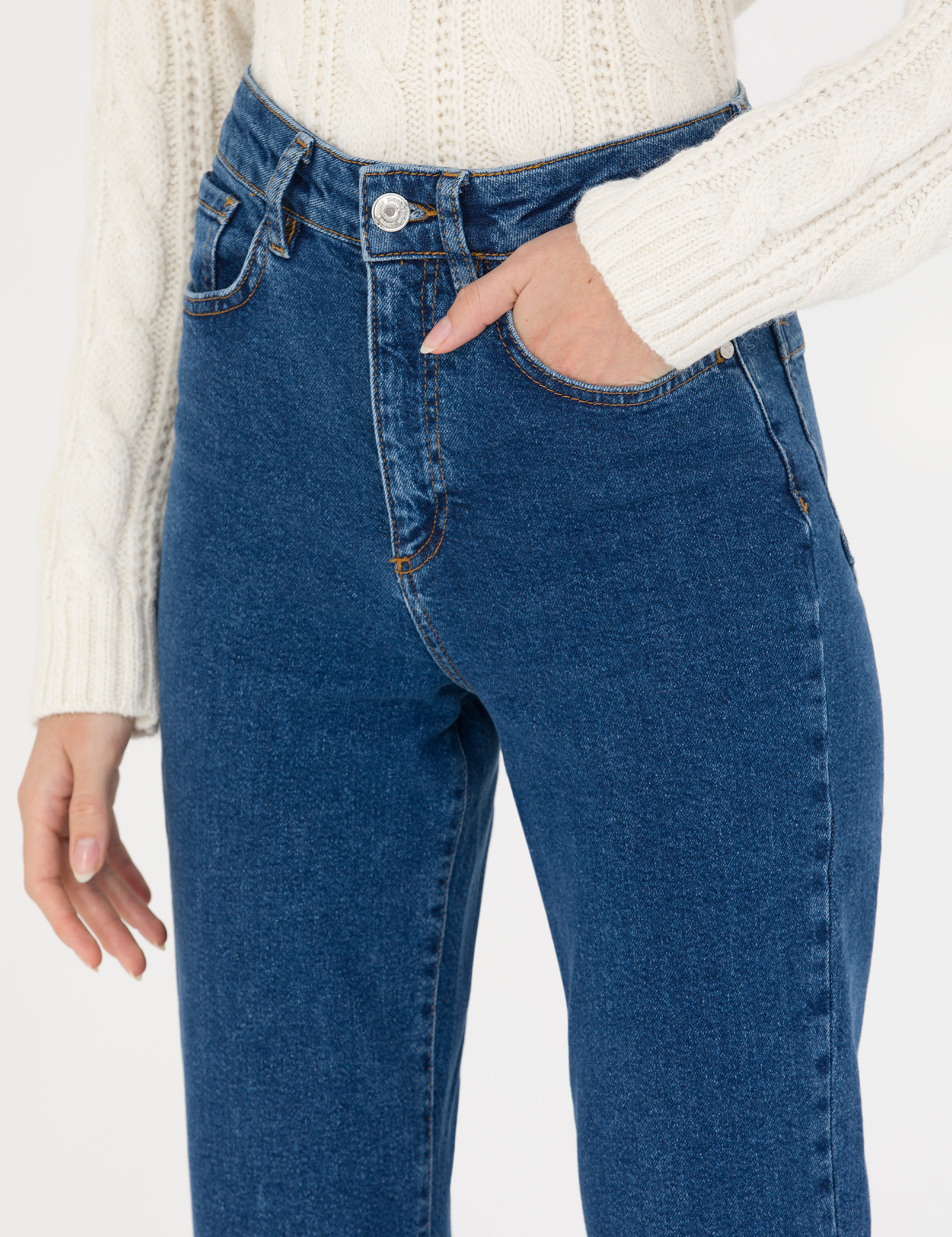 Koyu İndigo Flare Fit Jean Pantolon - Image 6