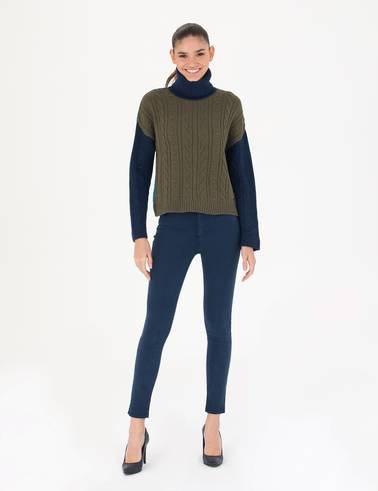 Lacivert Crop Top Balıkçı Yaka Kazak