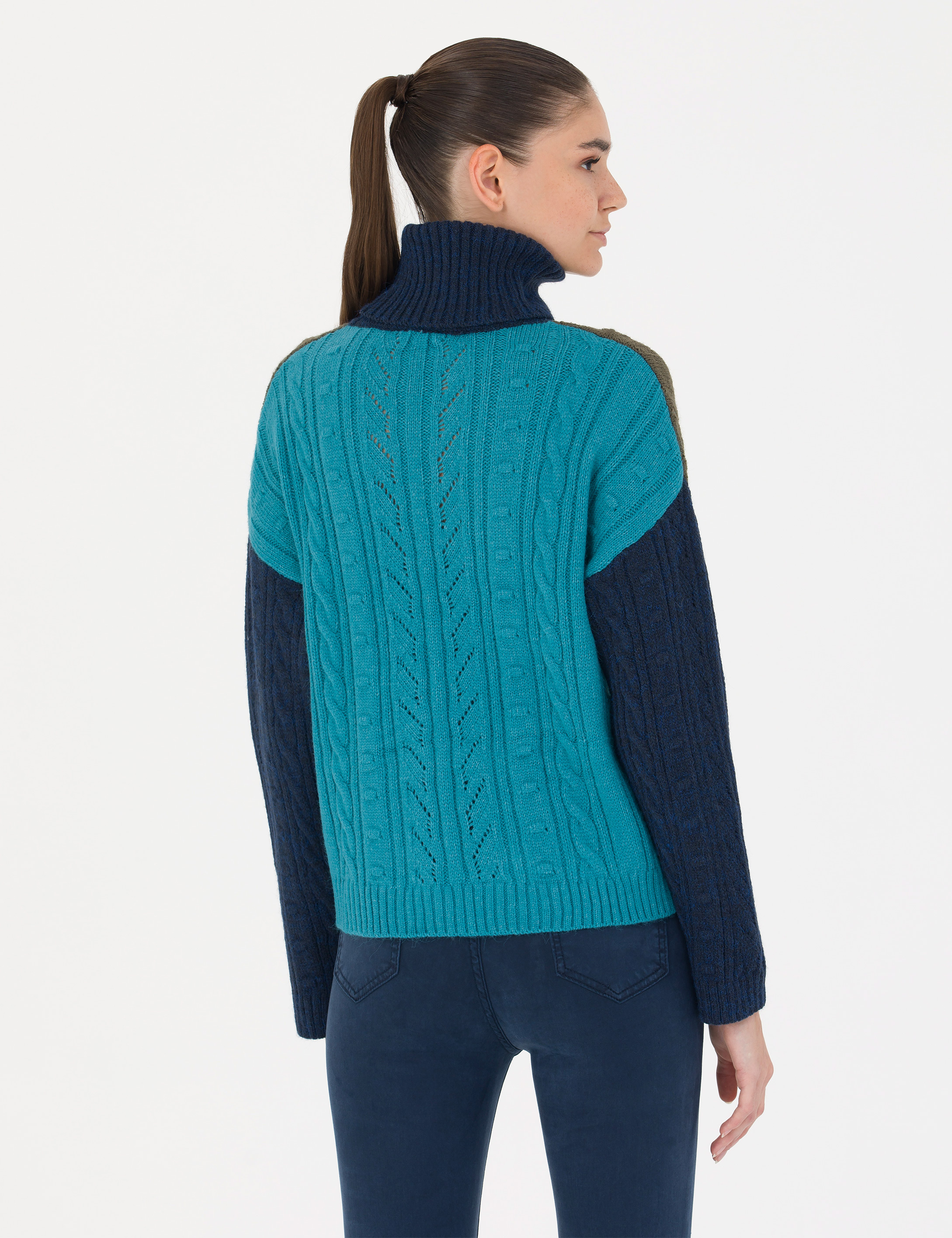 Pierre Cardin Lacivert Crop Top Balıkçı Yaka Kazak görsel 5