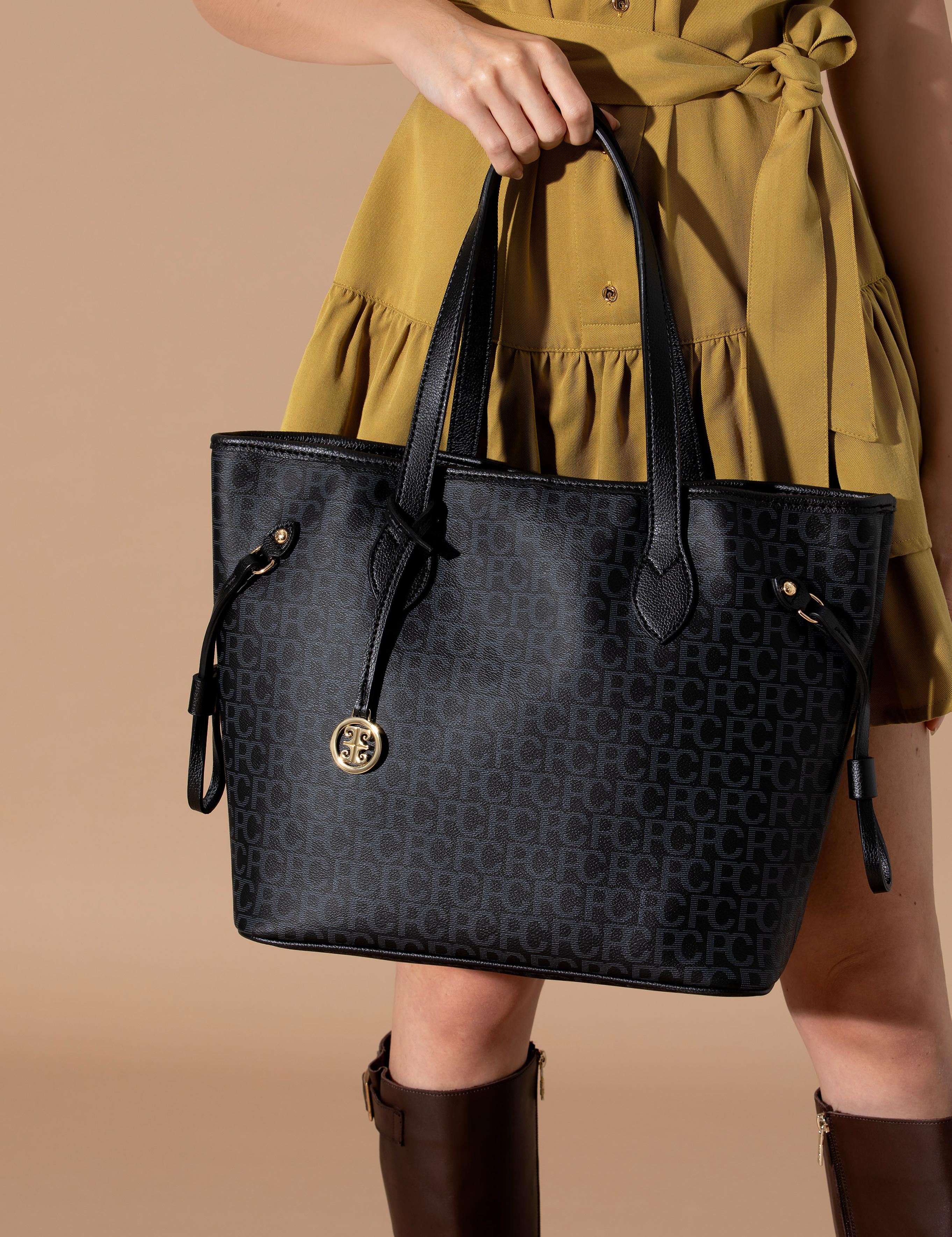 Siyah Omuz Çantası