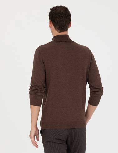 Kahverengi Slim Fit Balıkçı Yaka Basic Triko Kazak
