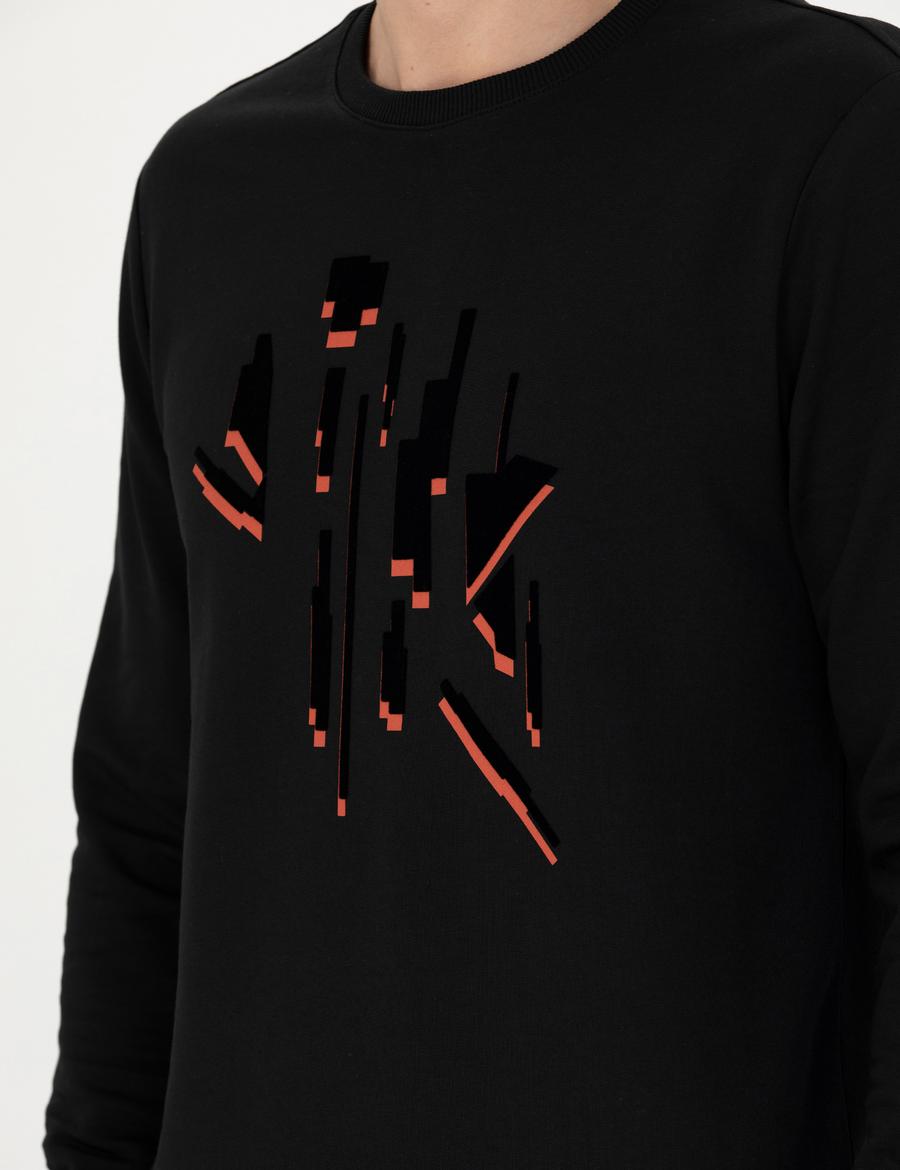 Siyah Regular Fit Sweatshirt