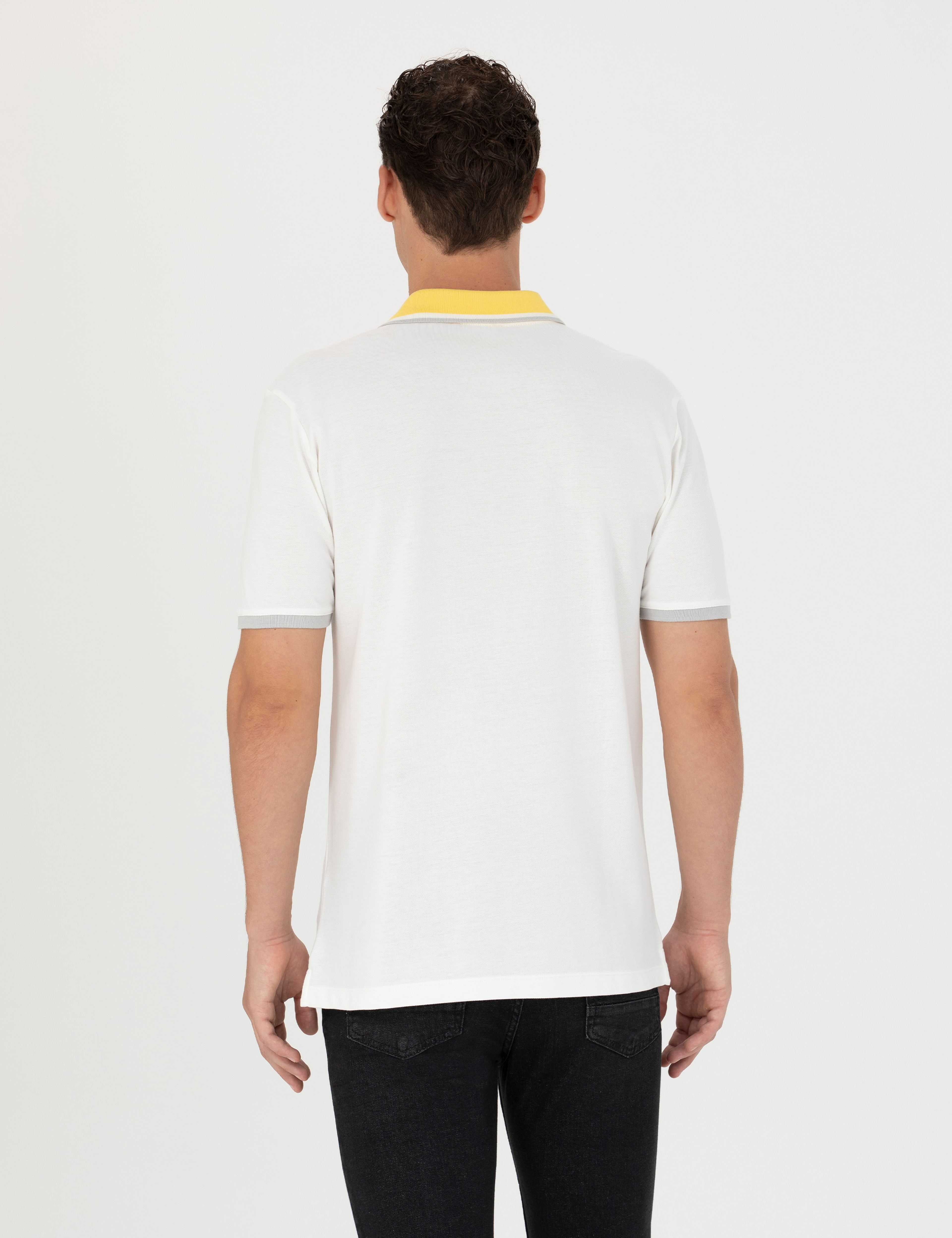 Ekru Slim Fit Tişört - Image 5