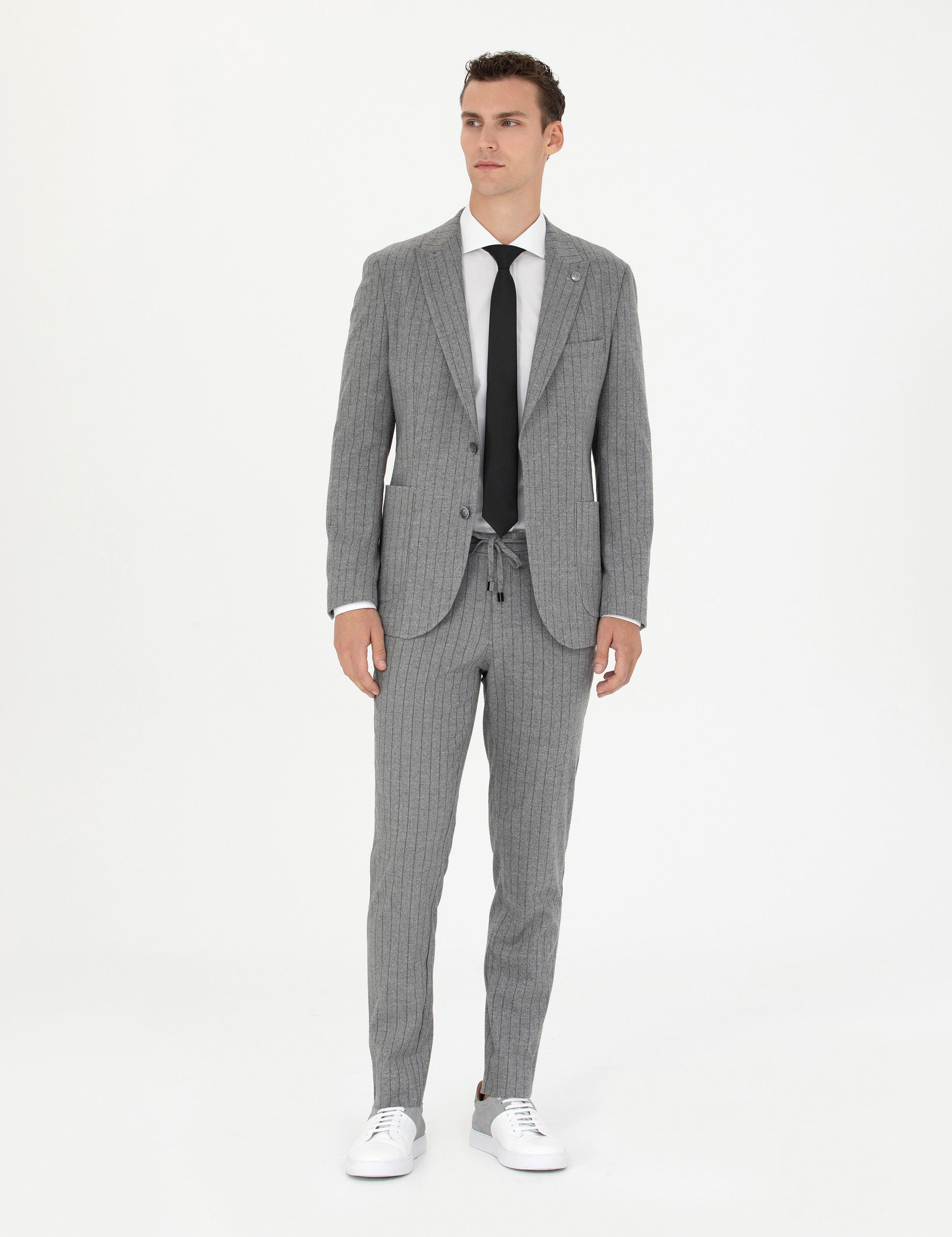 Gri Ekstra Slim Fit Çizgili Takım Elbise