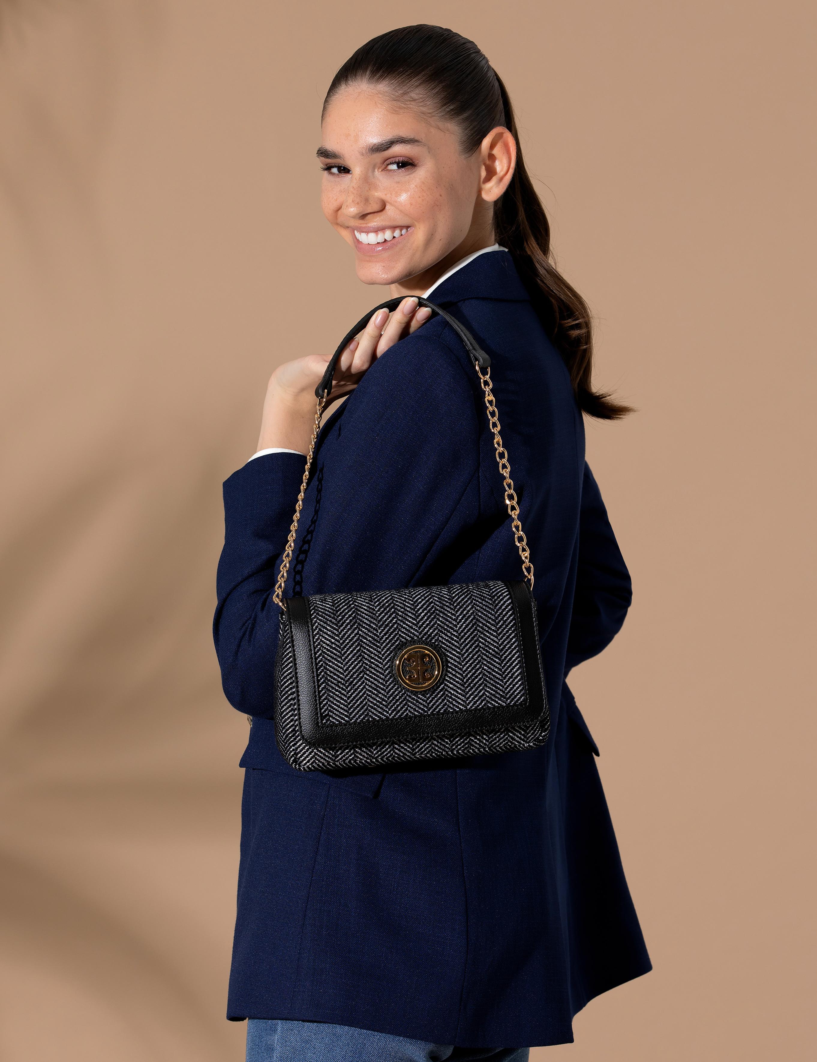 Siyah Omuz Çantası