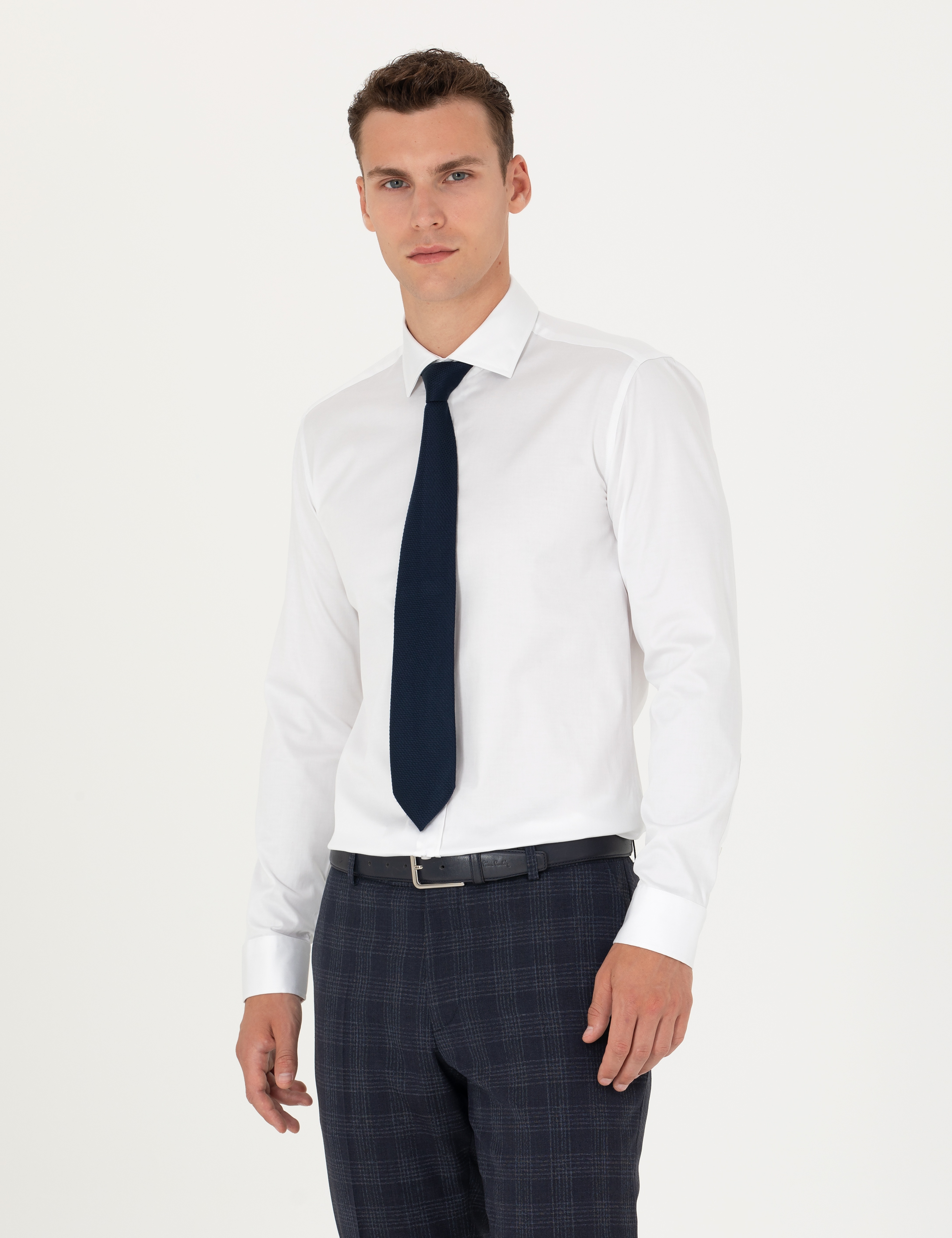 Beyaz Likralı Kolay Ütülenebilir Ex. Slim Fit Basic Gömlek - Image 1