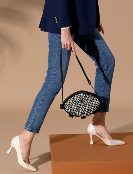 Siyah Omuz Çantası - 50273179001