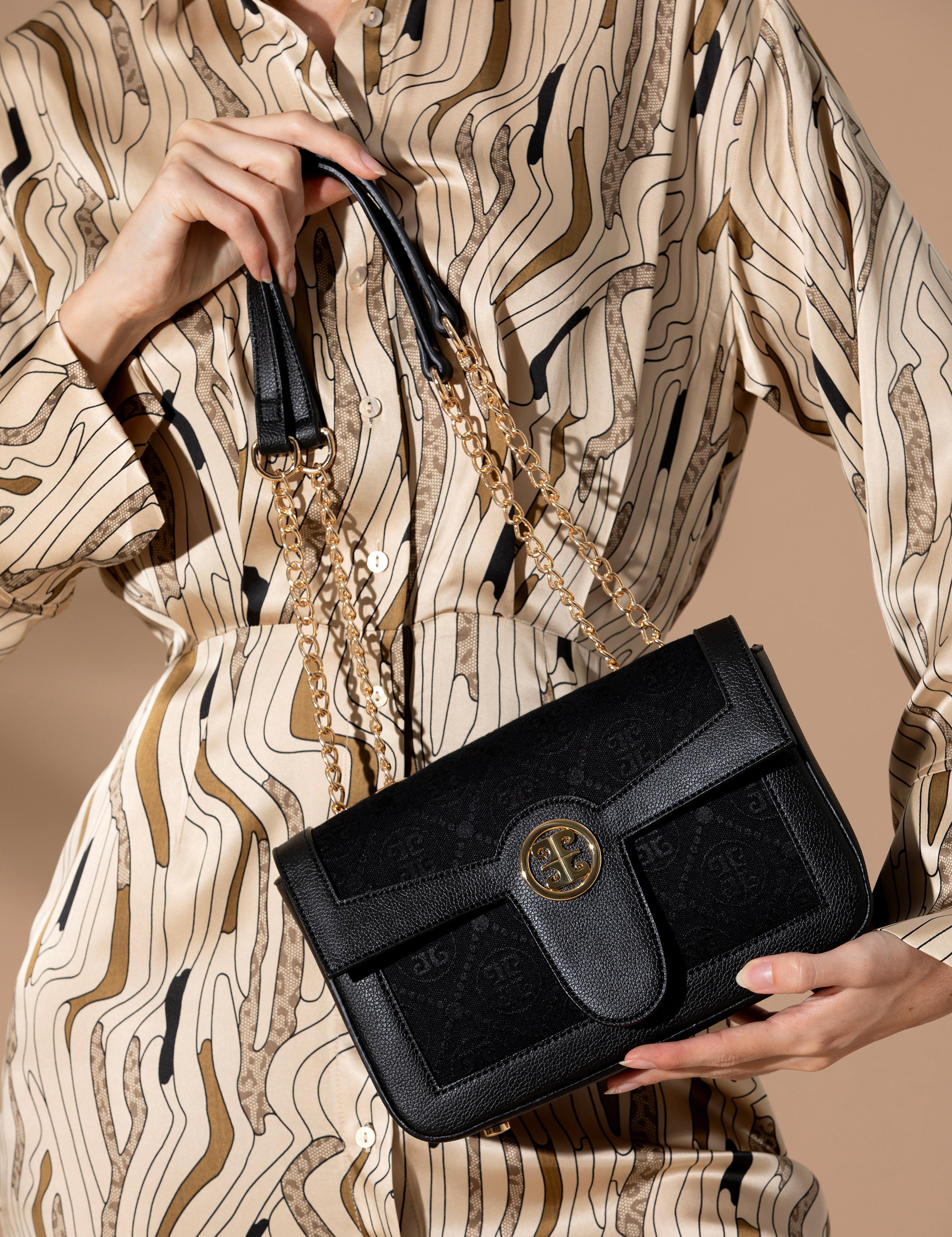 Siyah Omuz Çantası