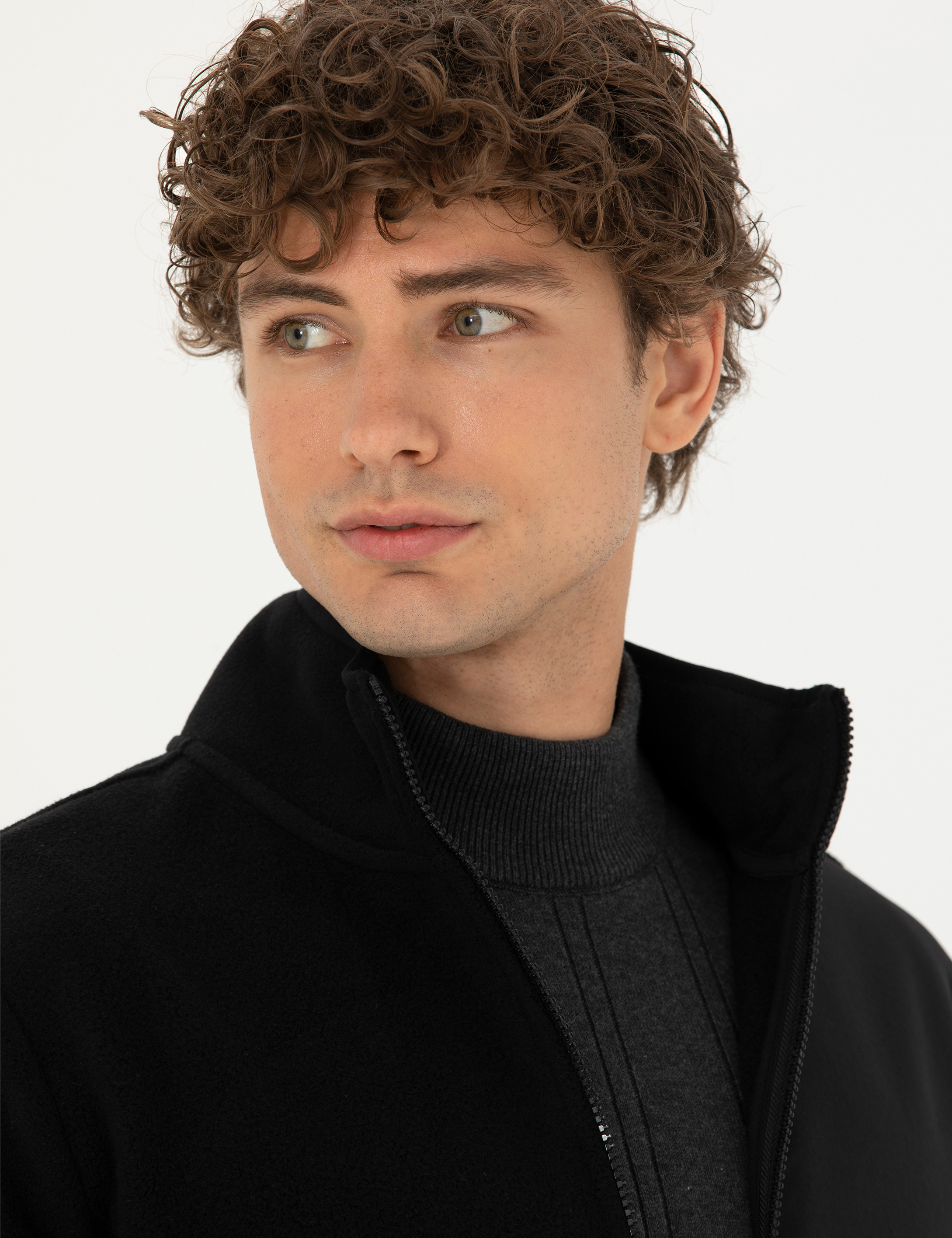Siyah Regular Fit Polar Hırka - Image 2