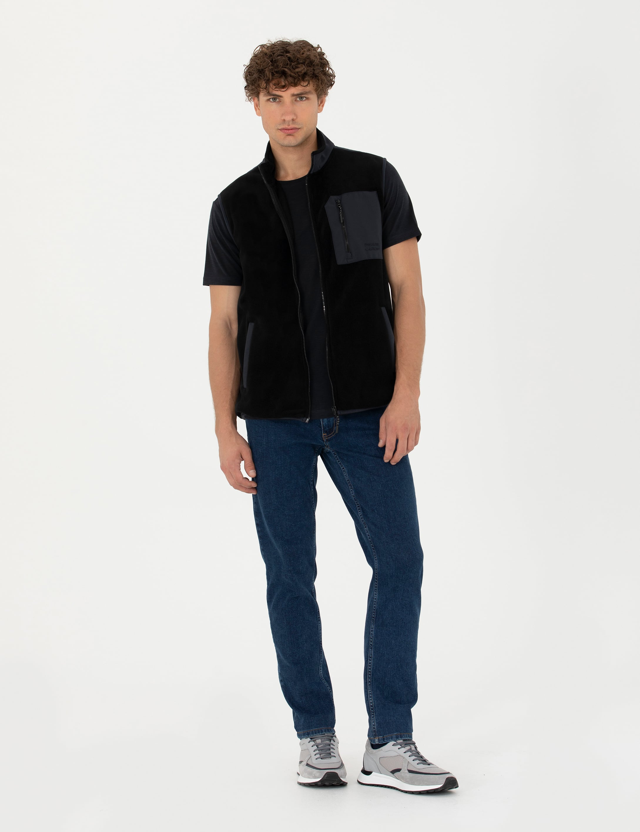 Siyah Regular Fit Polar Yelek - Image 4