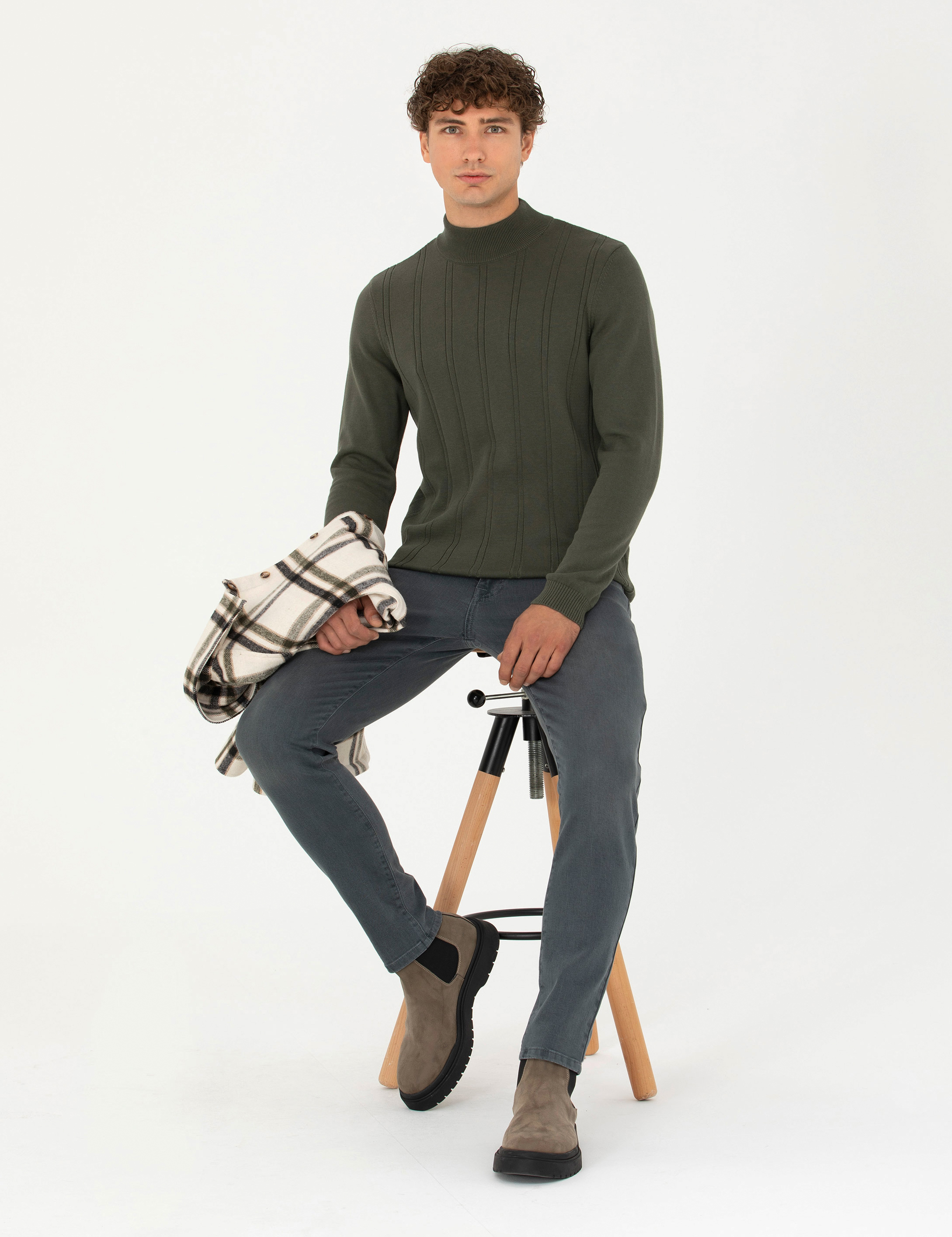 Duman Slim Fit Yarım Balıkçı Yaka Triko Kazak