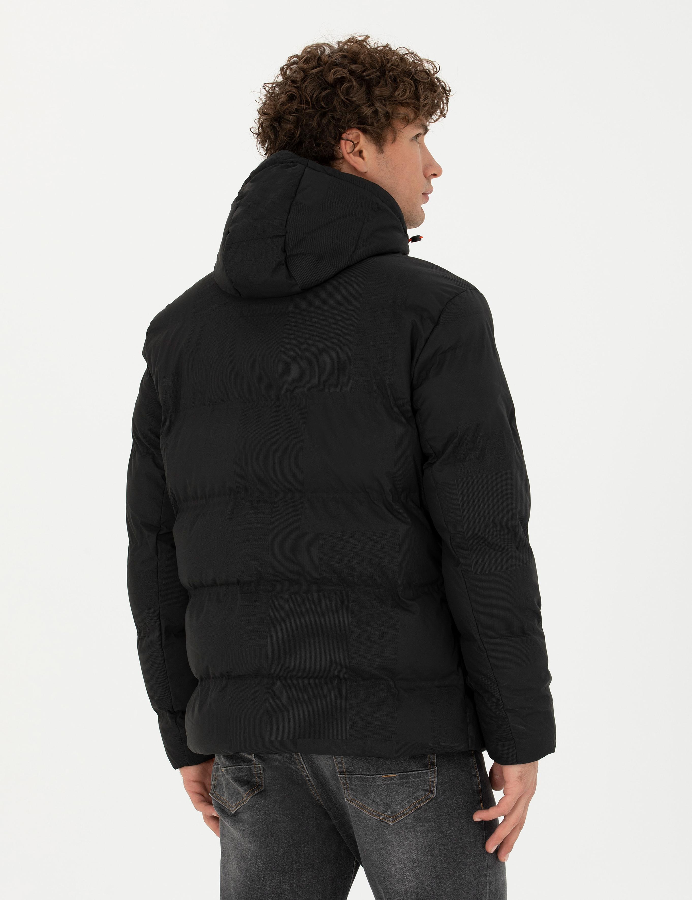 Siyah Kapüşonlu Şişme Spor Mont