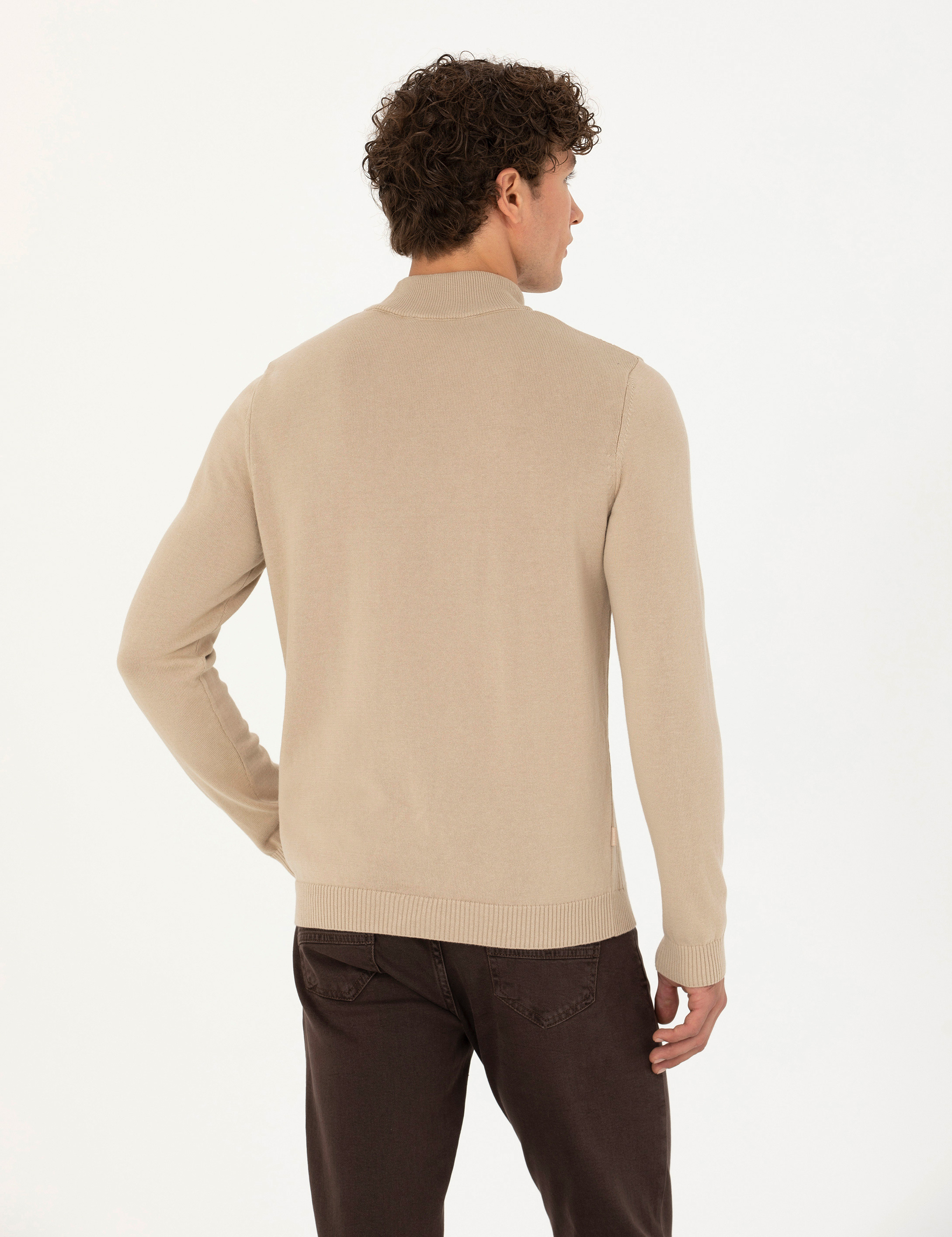 Bej Slim Fit Yarım Balıkçı Yaka Triko Kazak