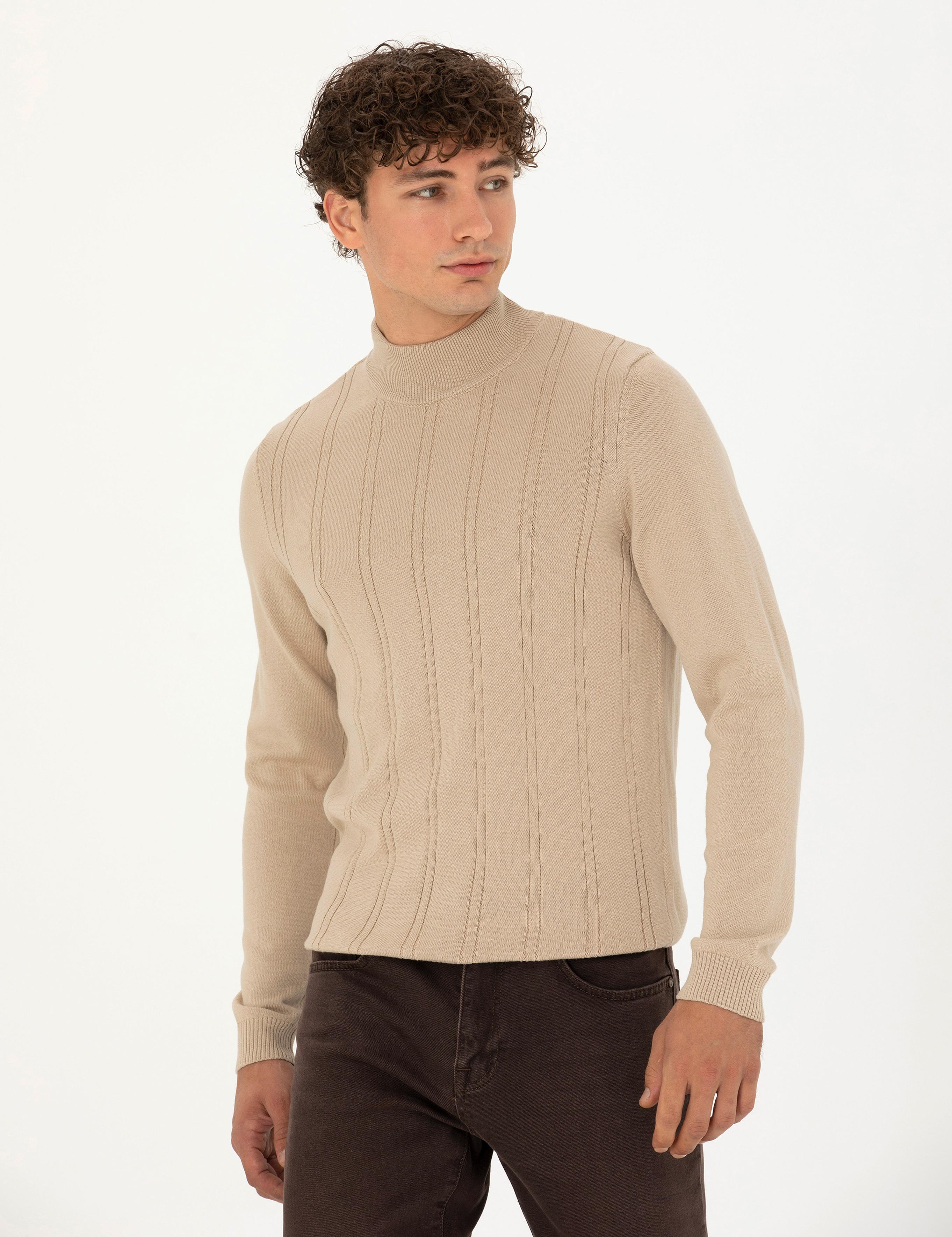 Bej Slim Fit Yarım Balıkçı Yaka Triko Kazak