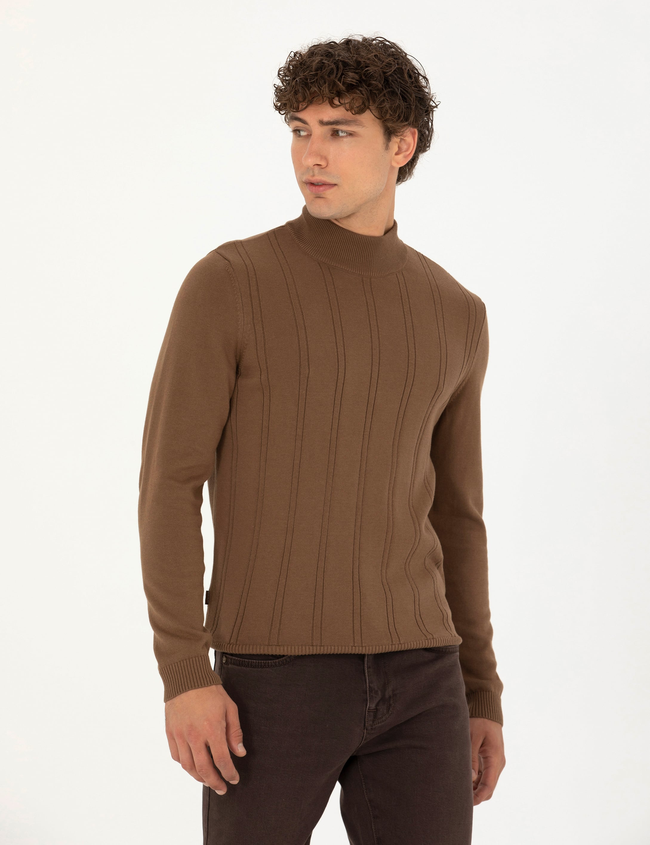 Yeşil Slim Fit Yarım Balıkçı Yaka Triko Kazak