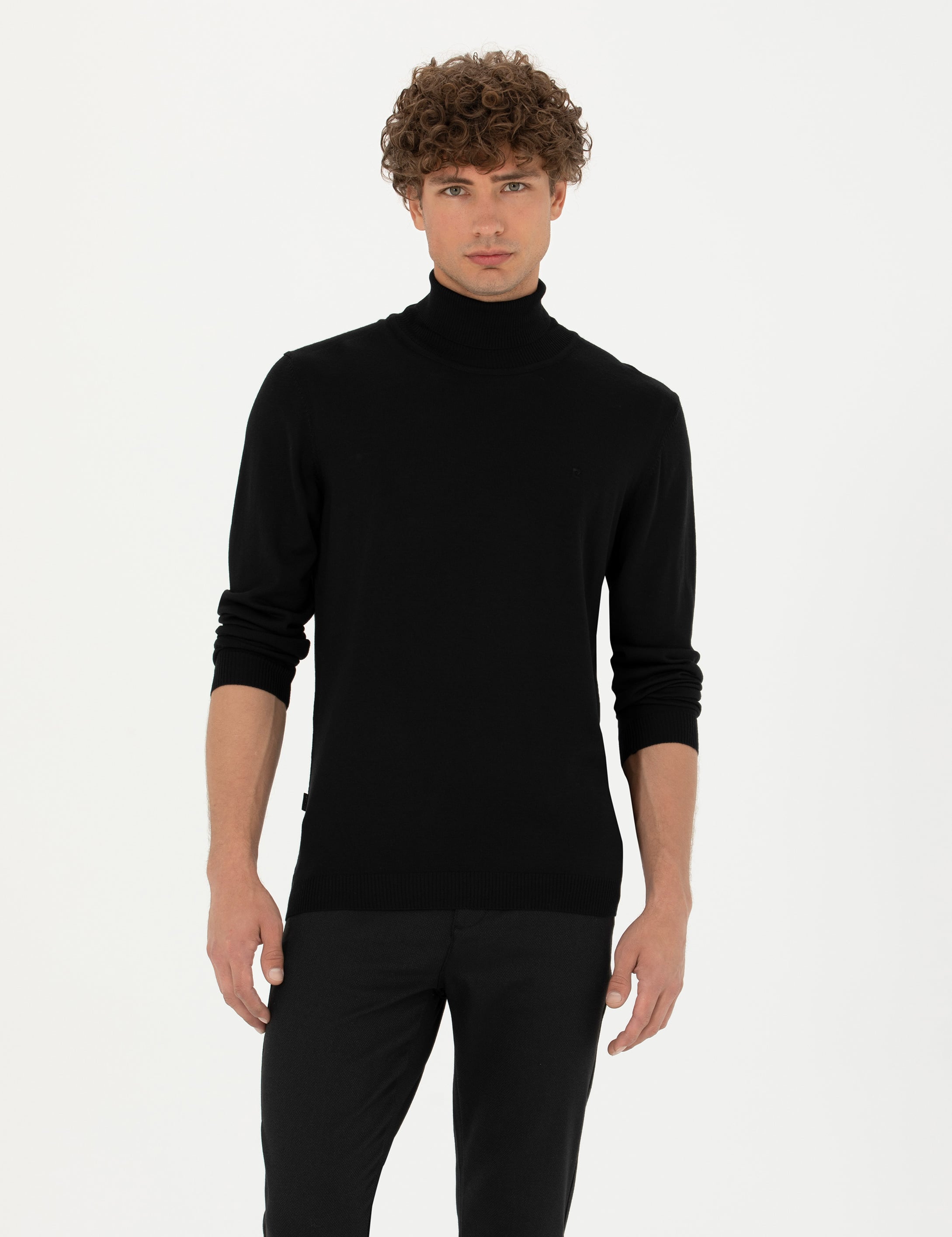 Siyah Slim Fit Balıkçı Yaka Yün Karışımlı Basic Triko Kazak