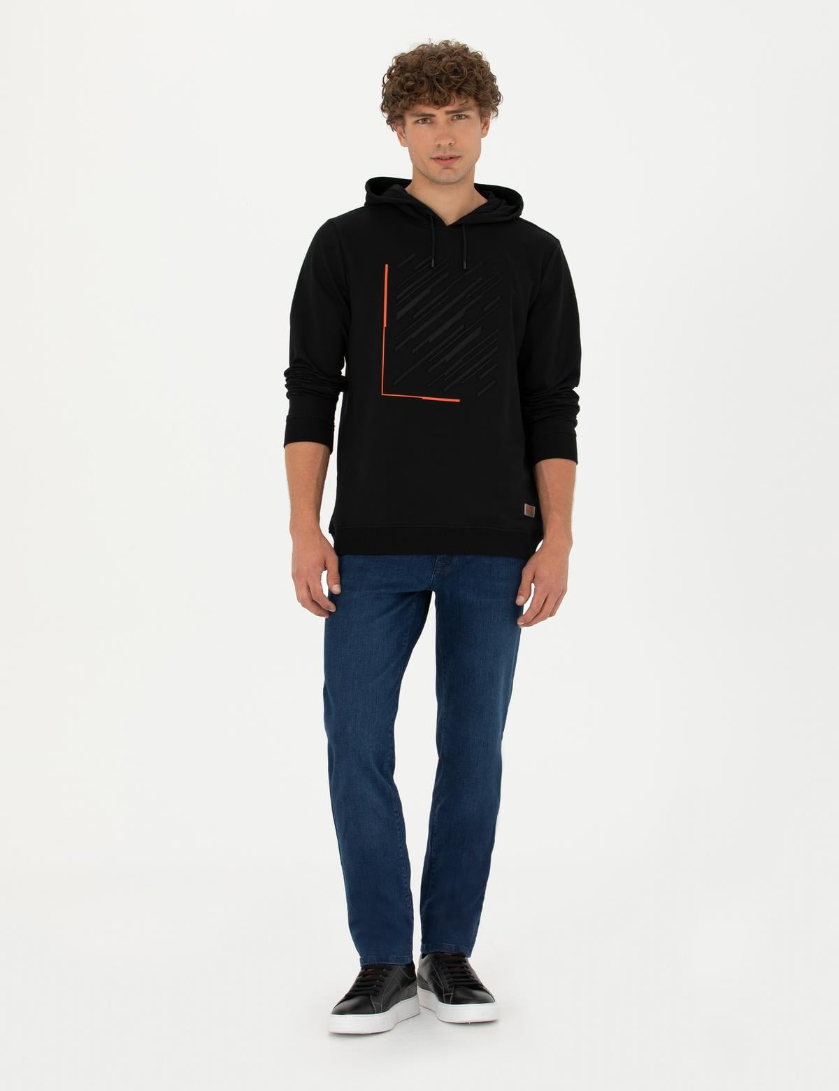 Siyah Regular Fit Kapüşonlu Sweatshirt - 50272825027