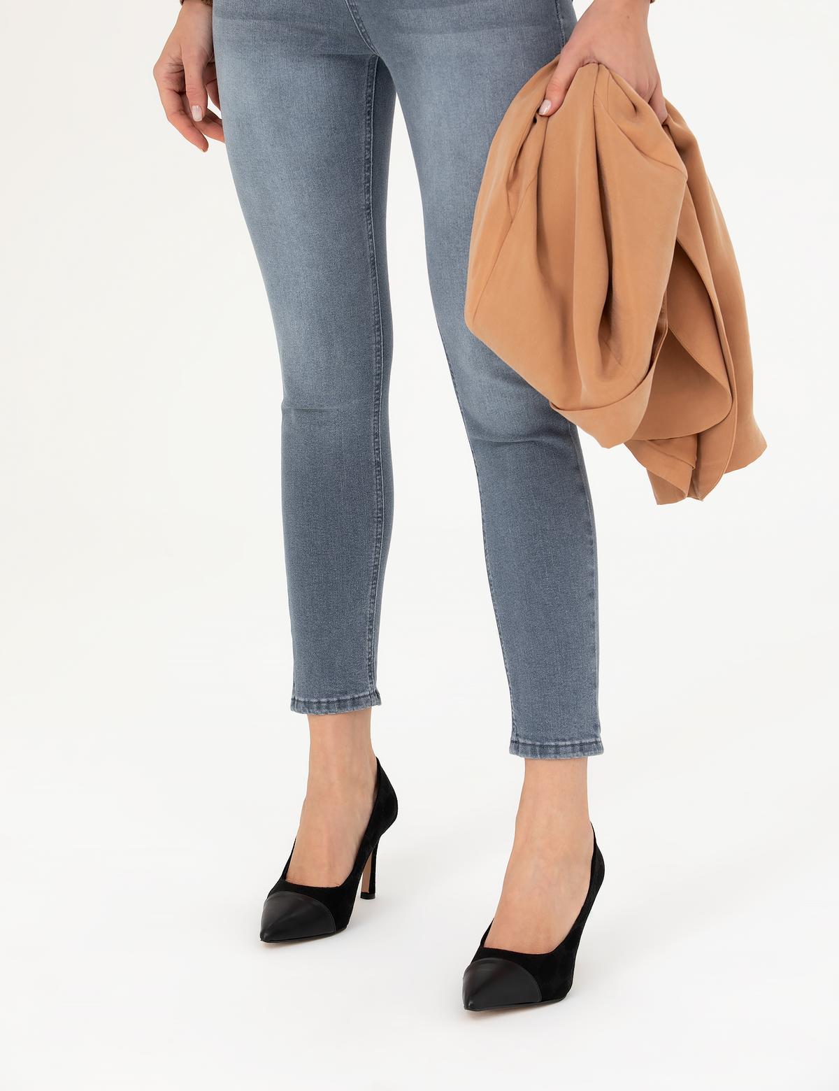 Siyah Topuklu Ayakkabı - 50277713001