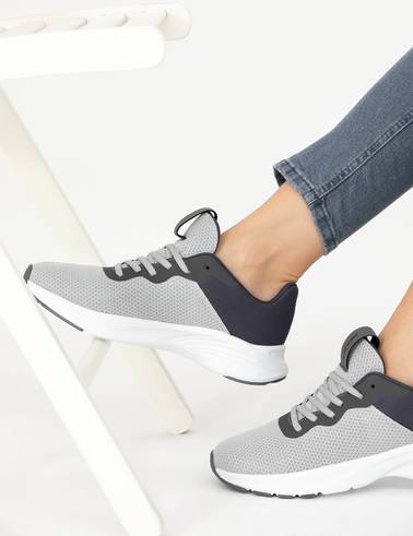 Gri Sneaker
