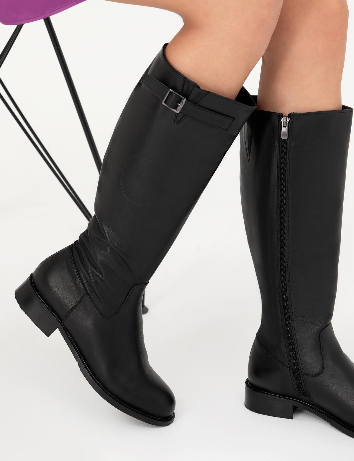 Siyah Çizme - 50277718011