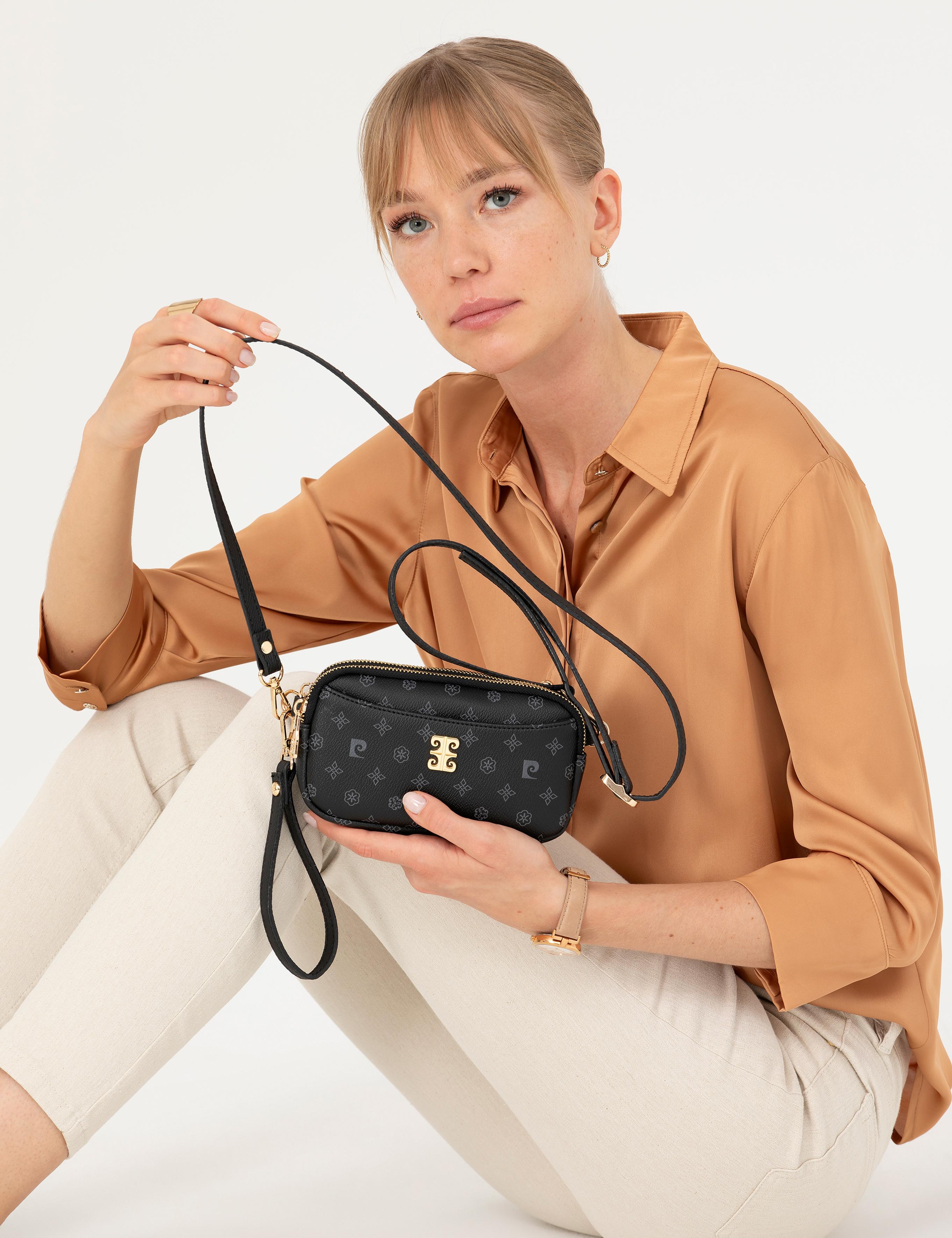 Siyah Çapraz Çanta