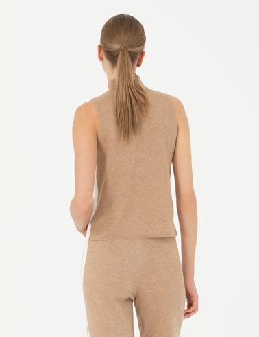 Bej Slim Fit Balıkçı Yaka Kazak