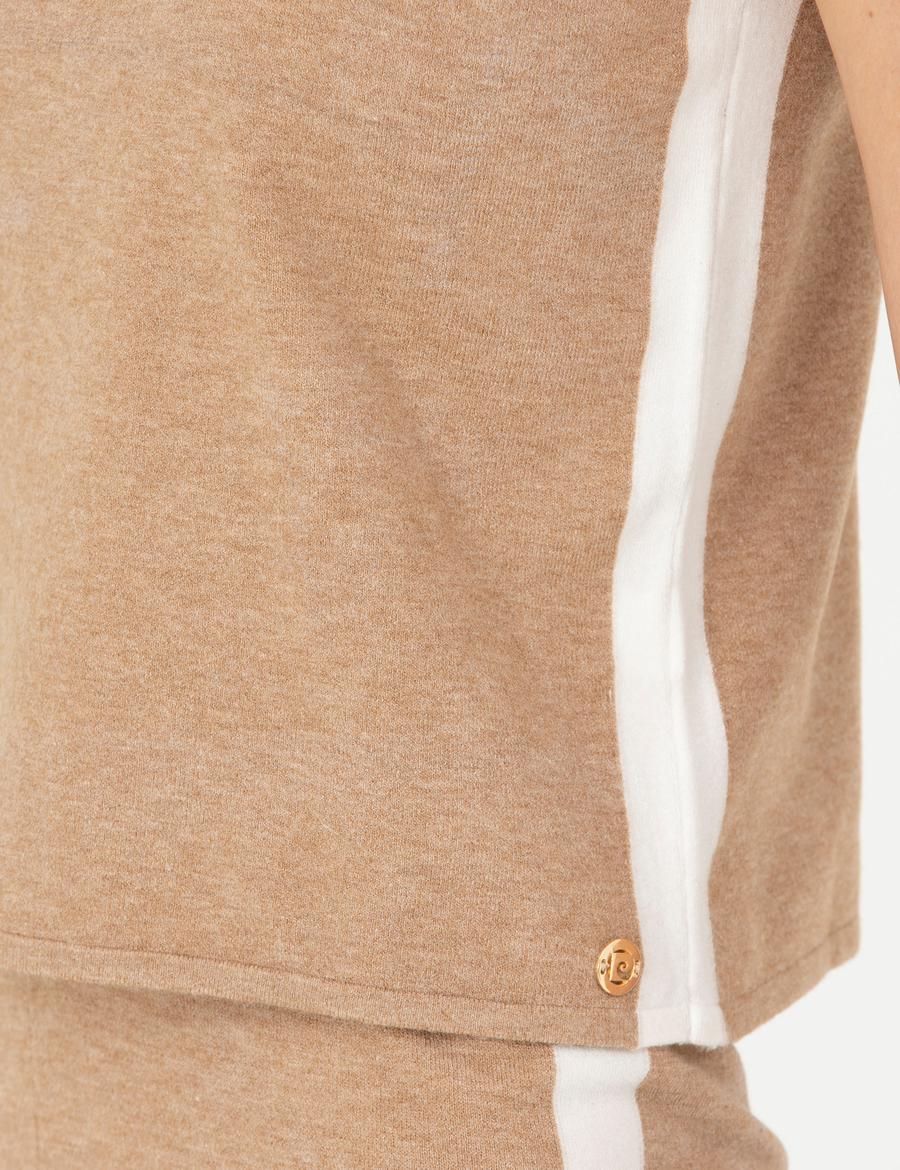 Bej Slim Fit Balıkçı Yaka Kazak