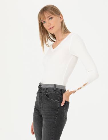 Ekru Ex Slim Fit V Yaka Kazak