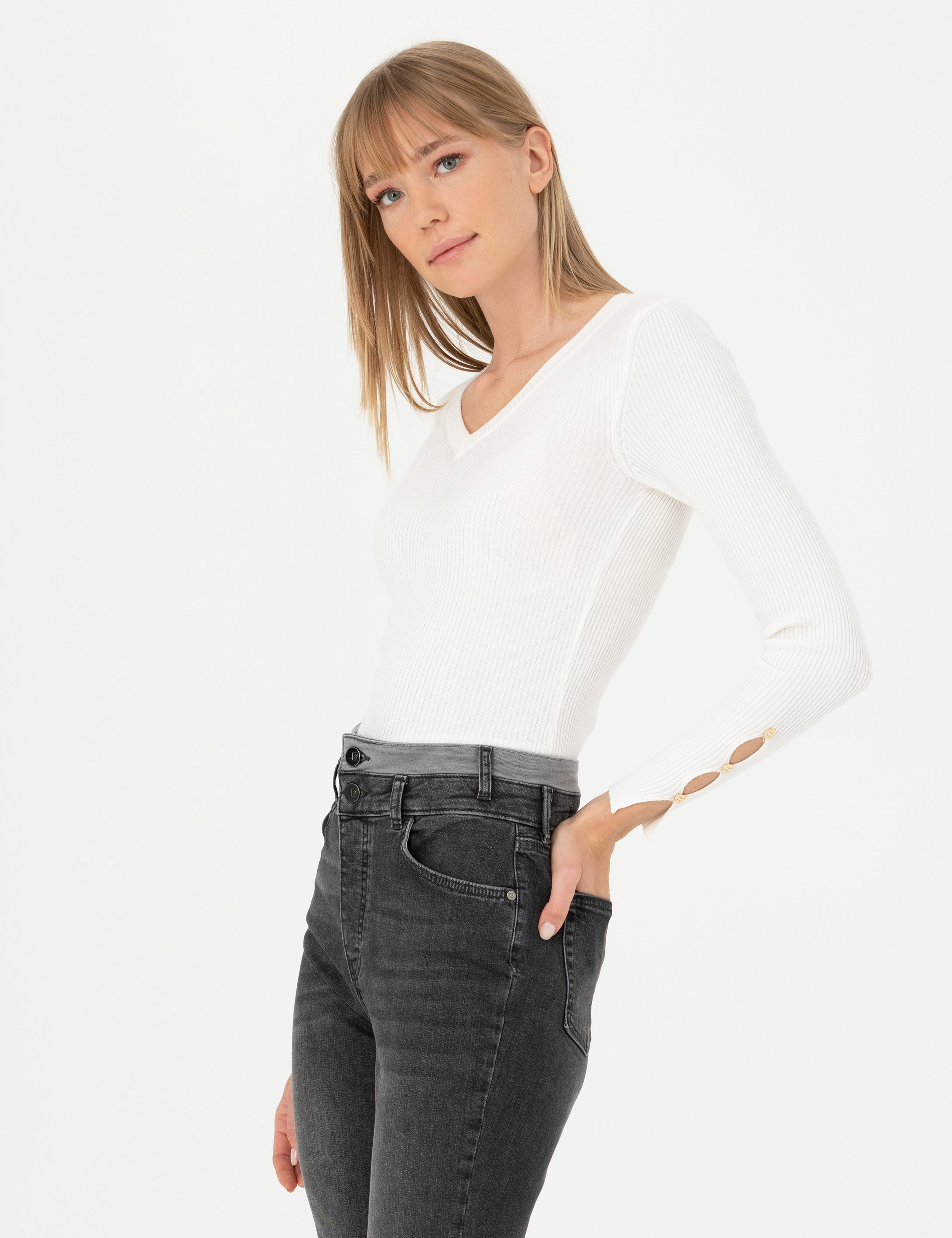 Ekru Ex Slim Fit V Yaka Kazak - Image 1