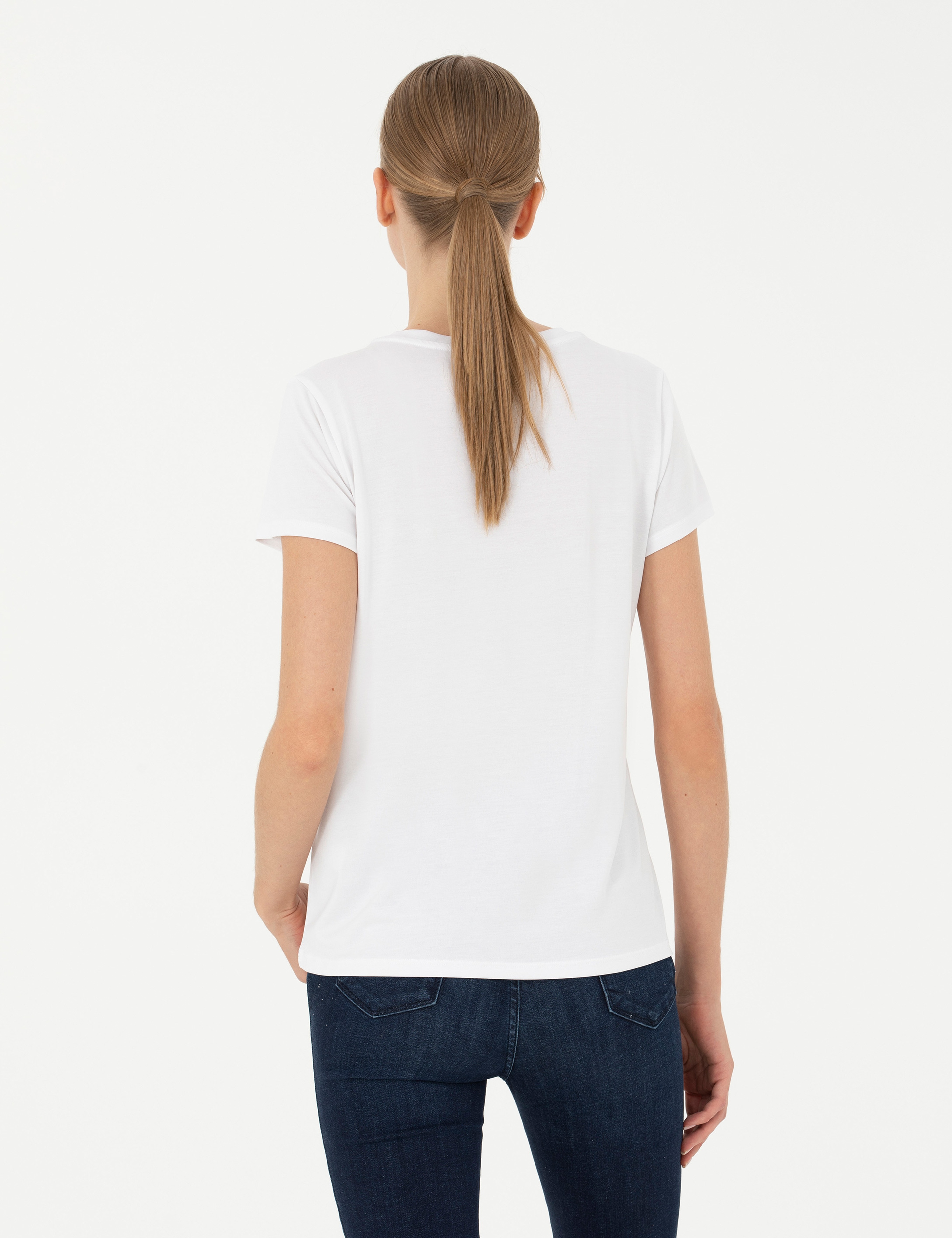 Beyaz Regular Fit Basic Tişört - Image 5