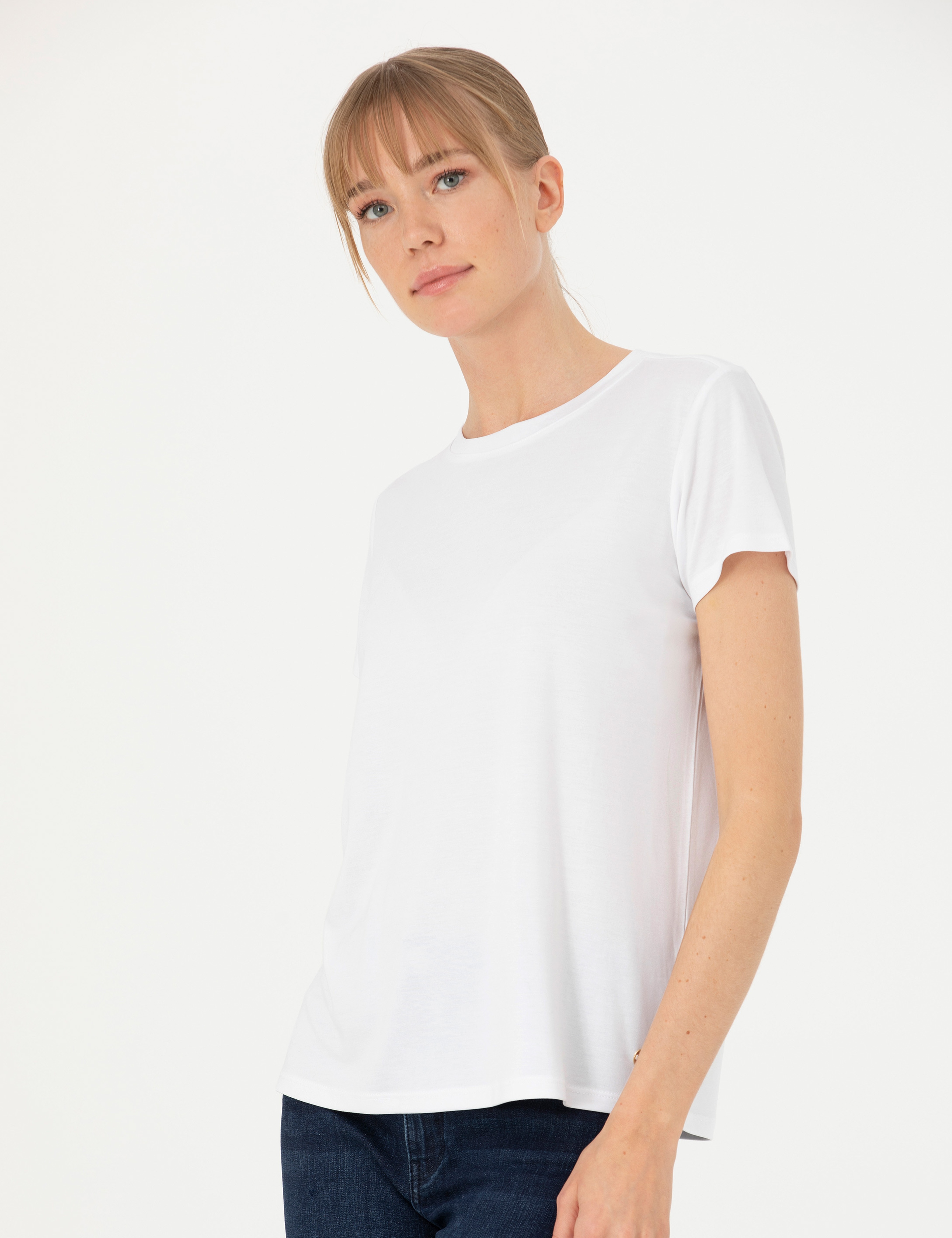 Beyaz Regular Fit Basic Tişört - Image 3