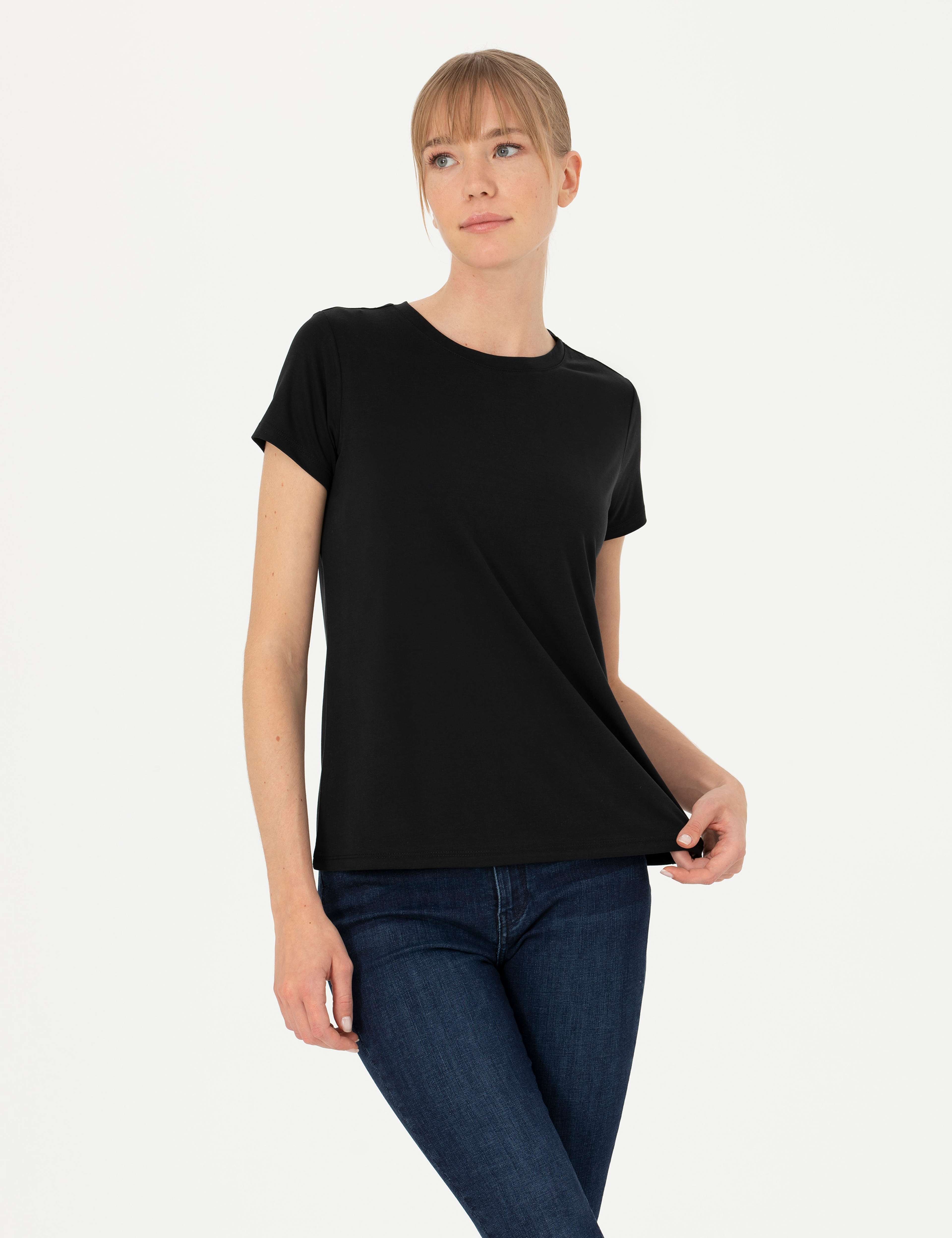 Siyah Regular Fit Basic Tişört - Image 1