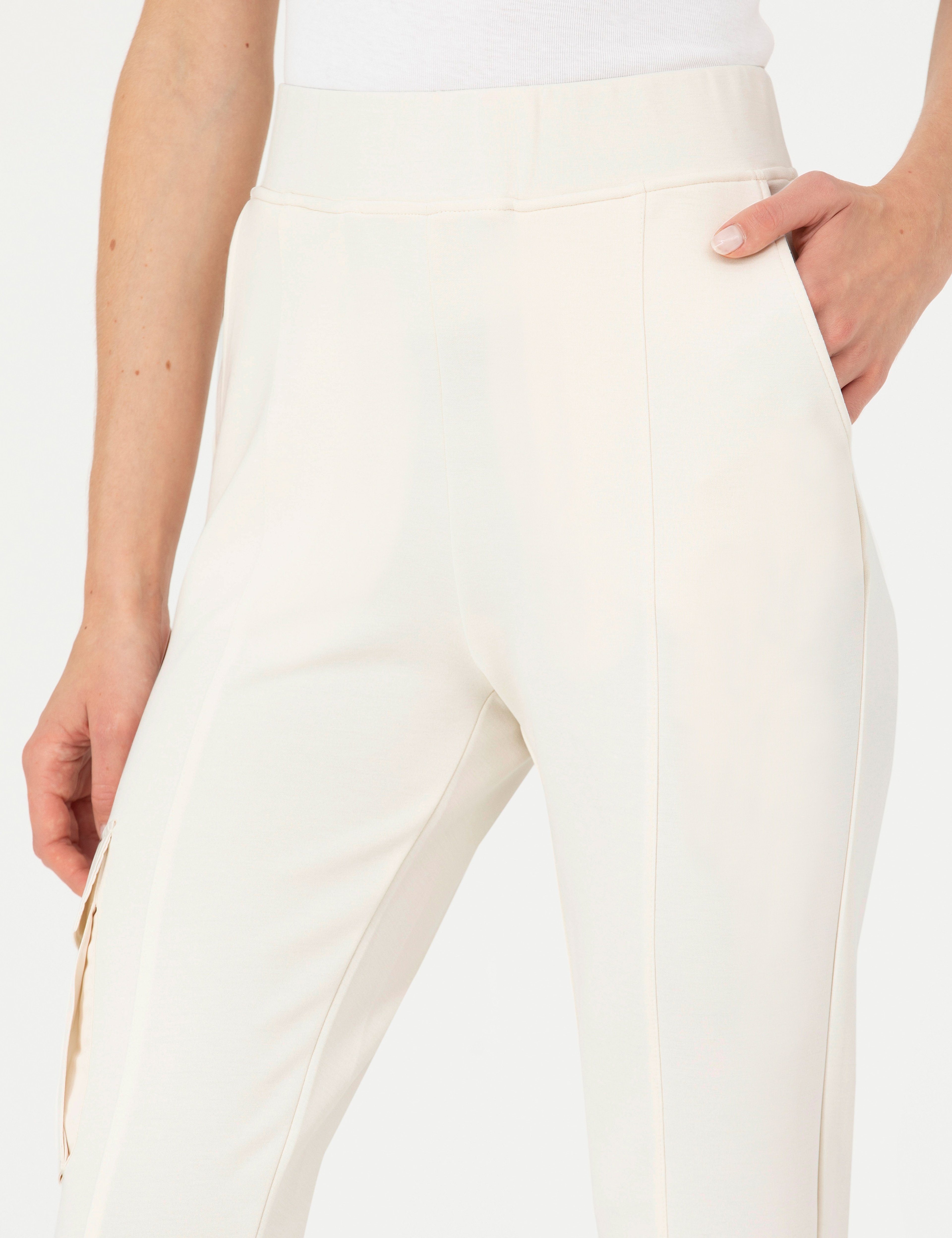 Krem Regular Fit Eşofman Altı - Image 6
