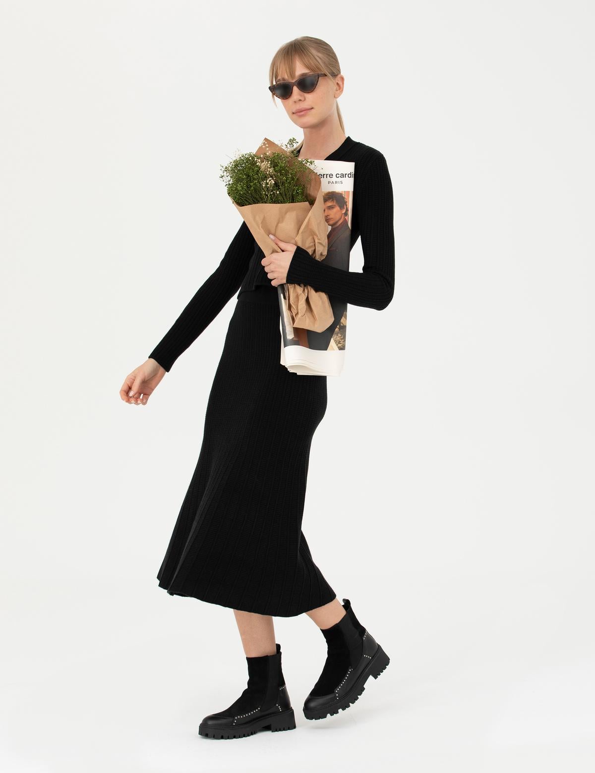 Siyah A Kesim Triko Etek