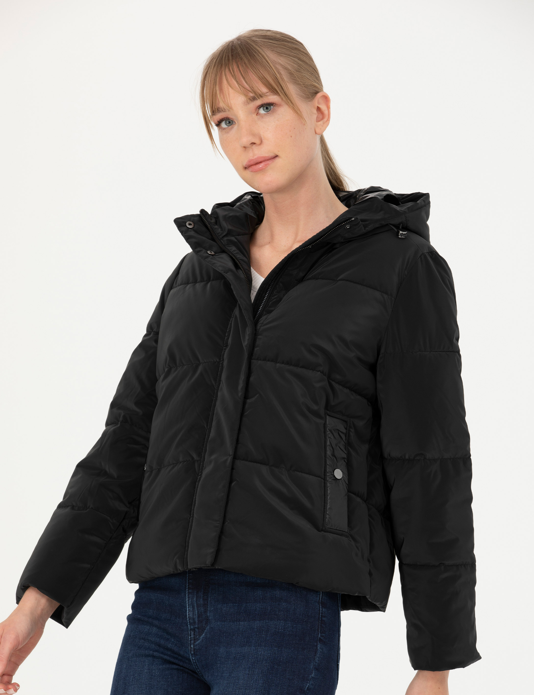 Siyah Kapüşonlu Bomber Mont - Image 3