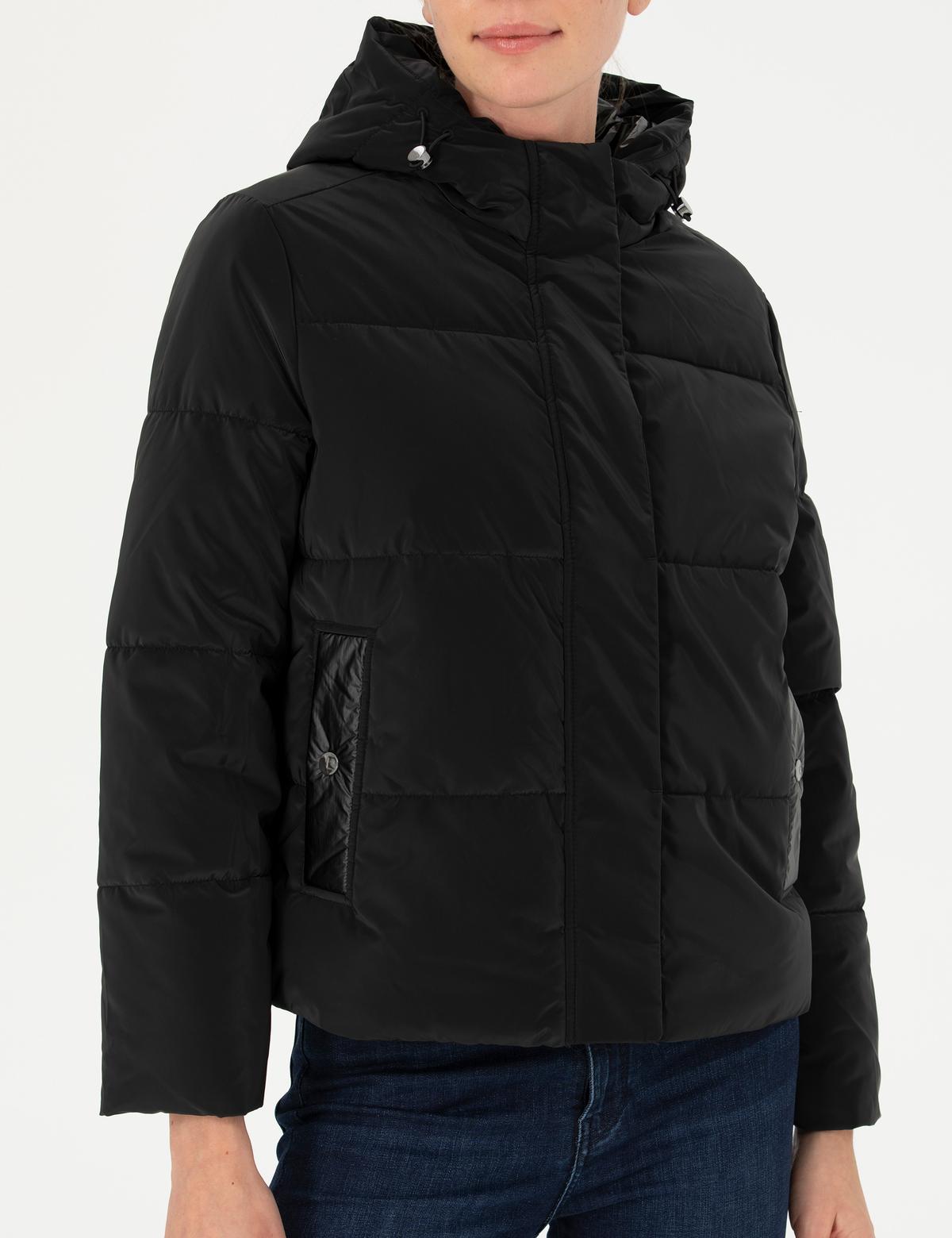 Siyah Kapüşonlu Bomber Mont - 50272224009