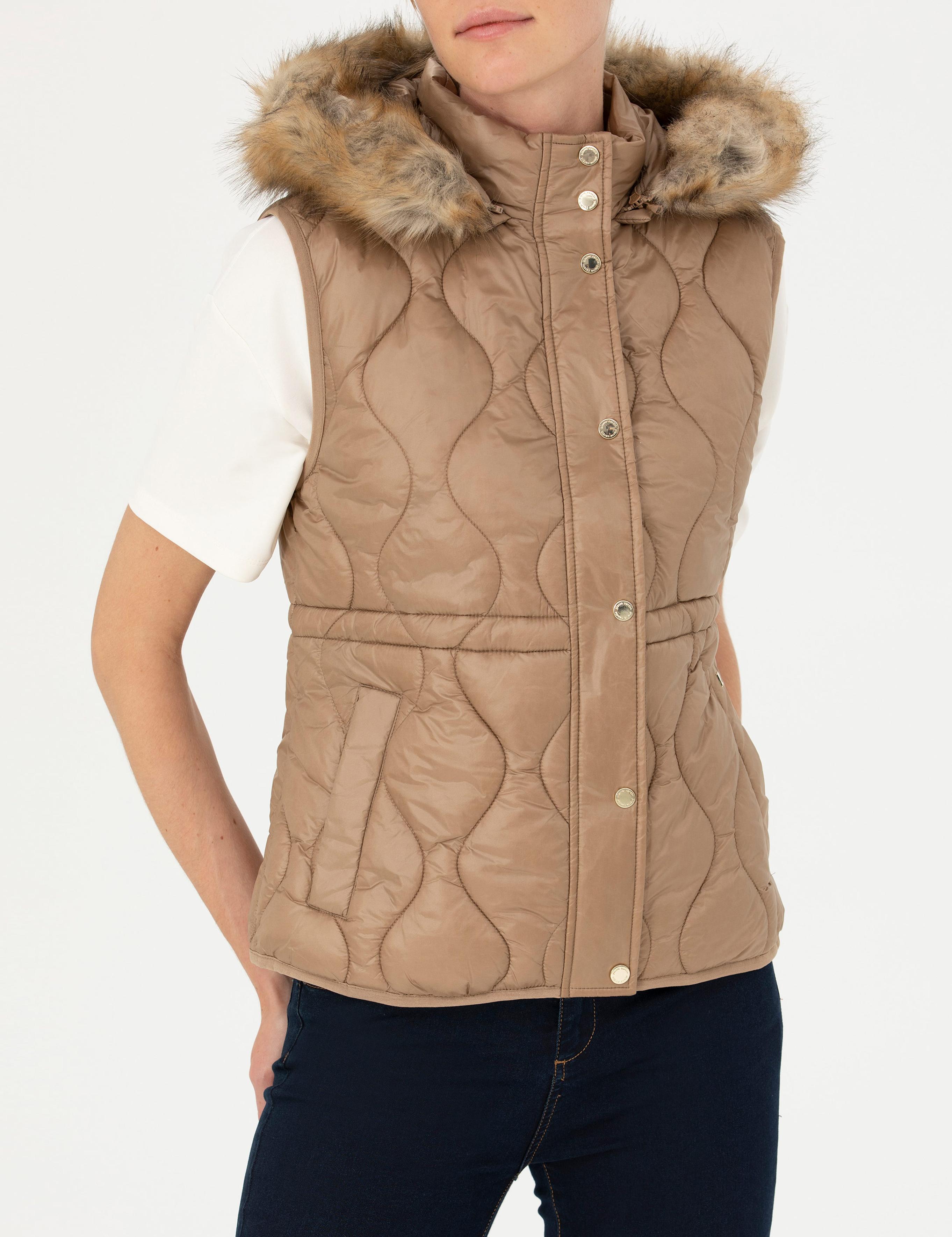 Camel Regular Fit Yelek